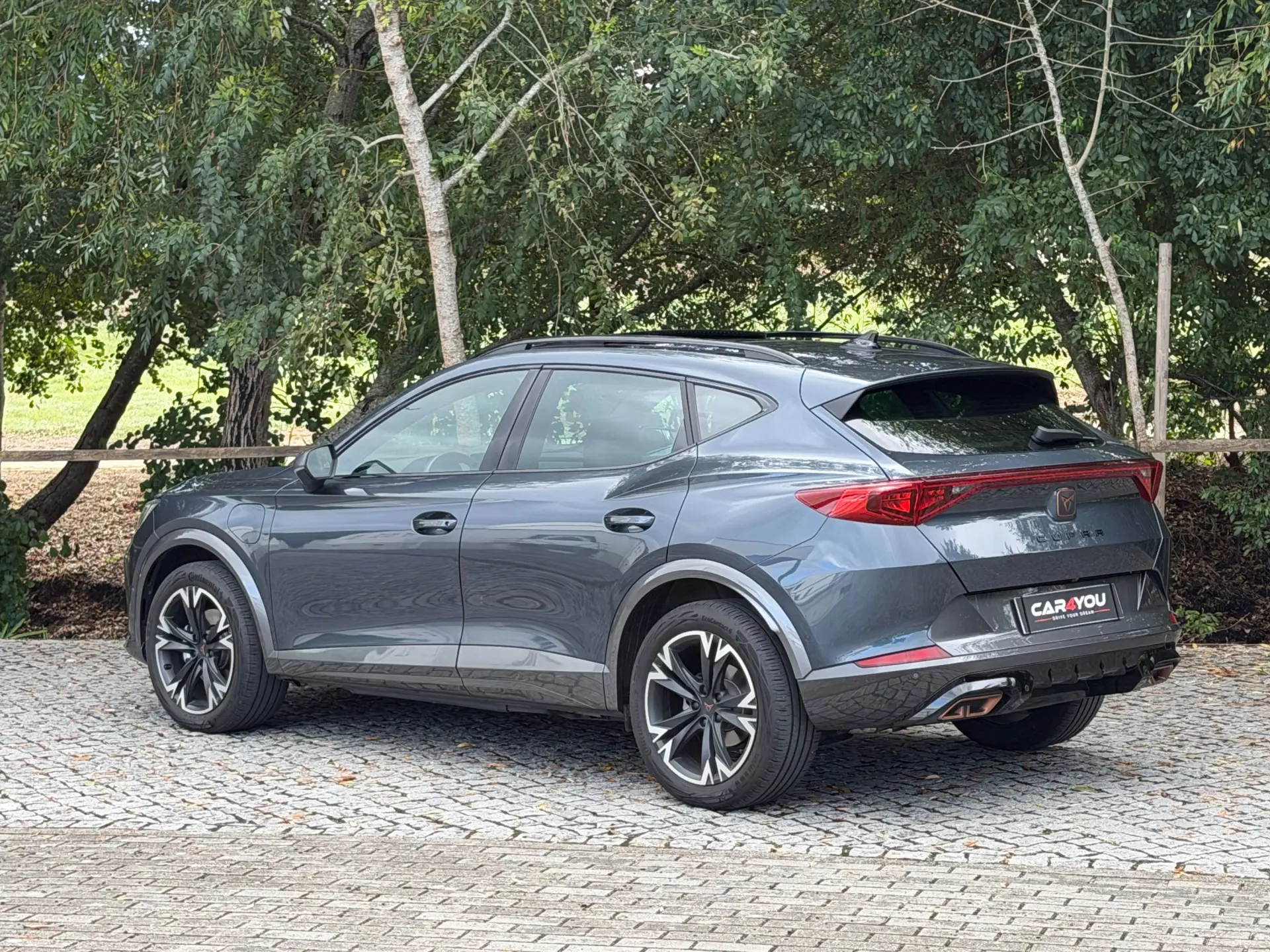 Cupra Formentor 1.4 e-Hybrid DSG 10