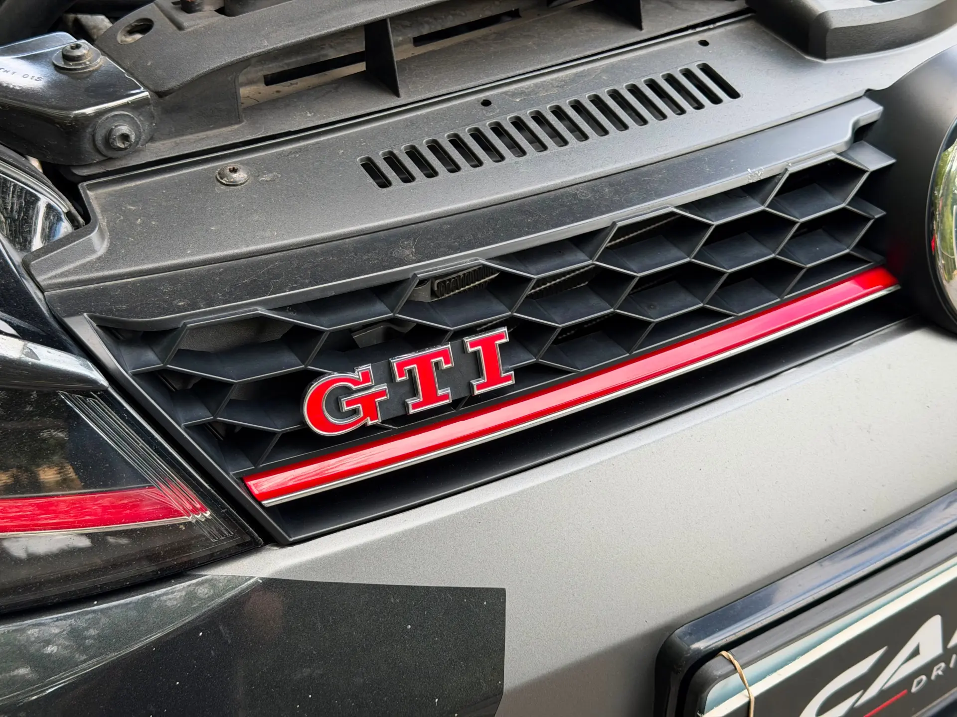 Volkswagen Golf 2.0 TSi R DSG 16