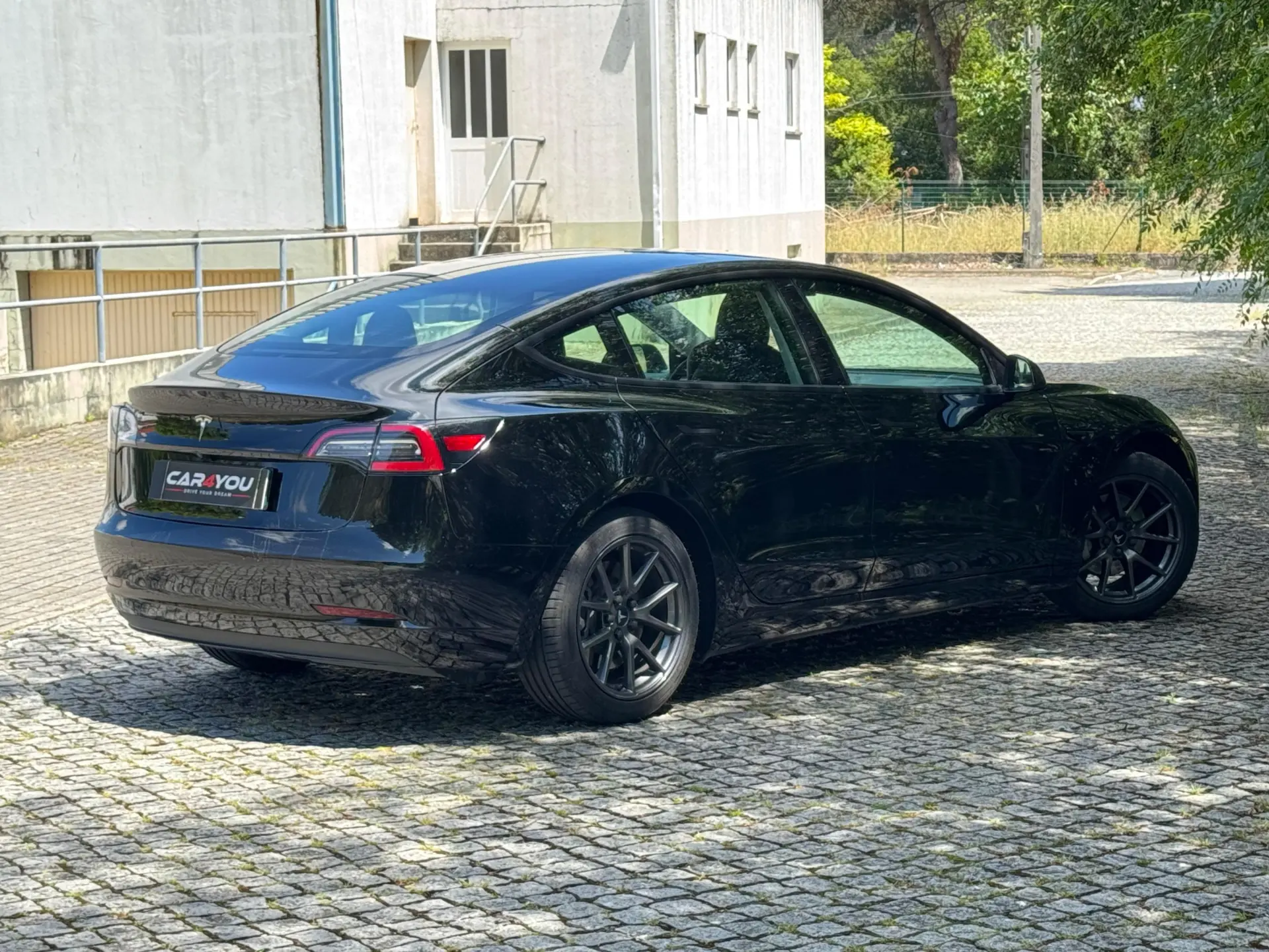 Tesla Model 3 Standard Range Plus RWD 7