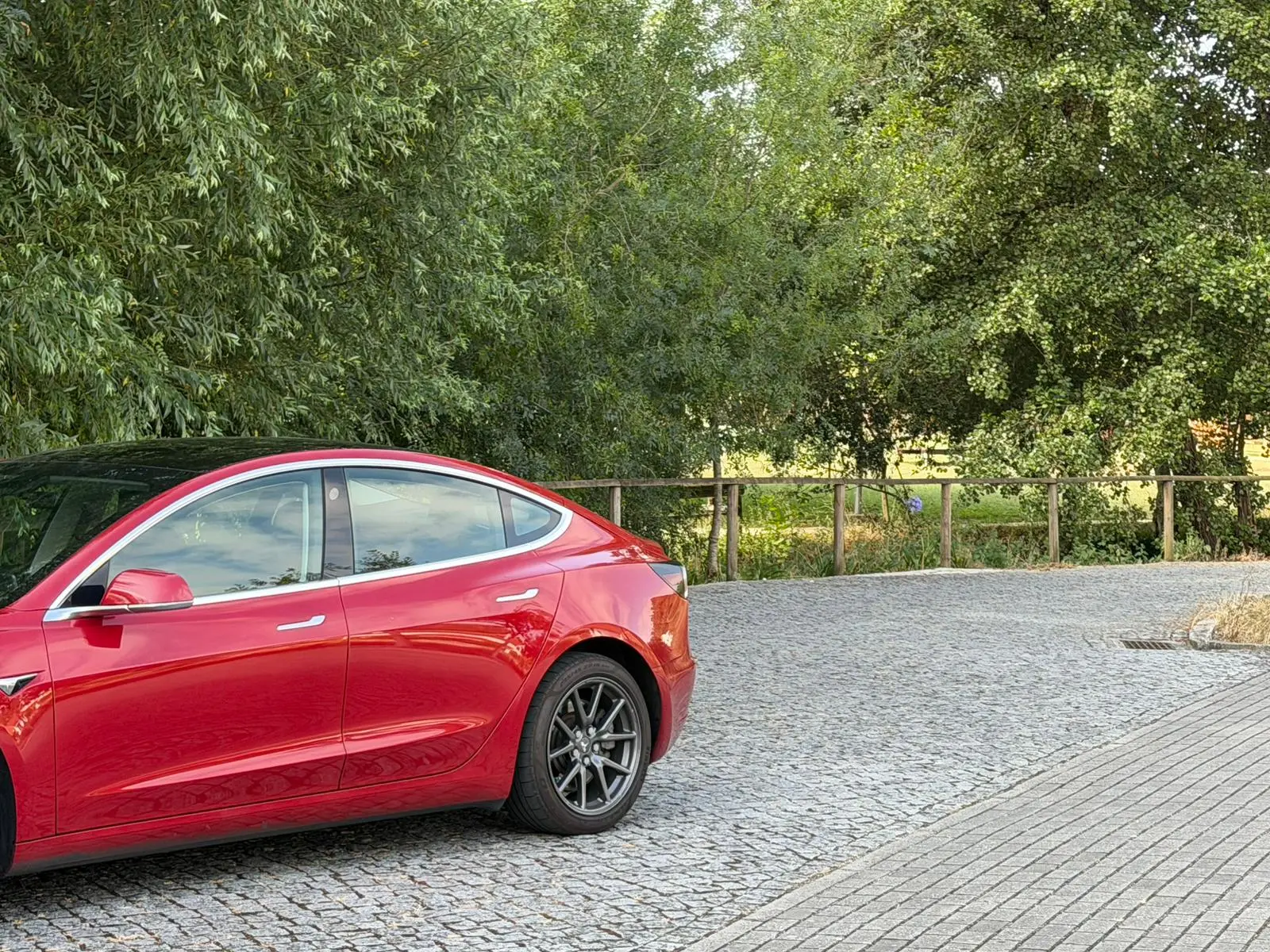 Tesla Model 3 Standard Range Plus RWD 9