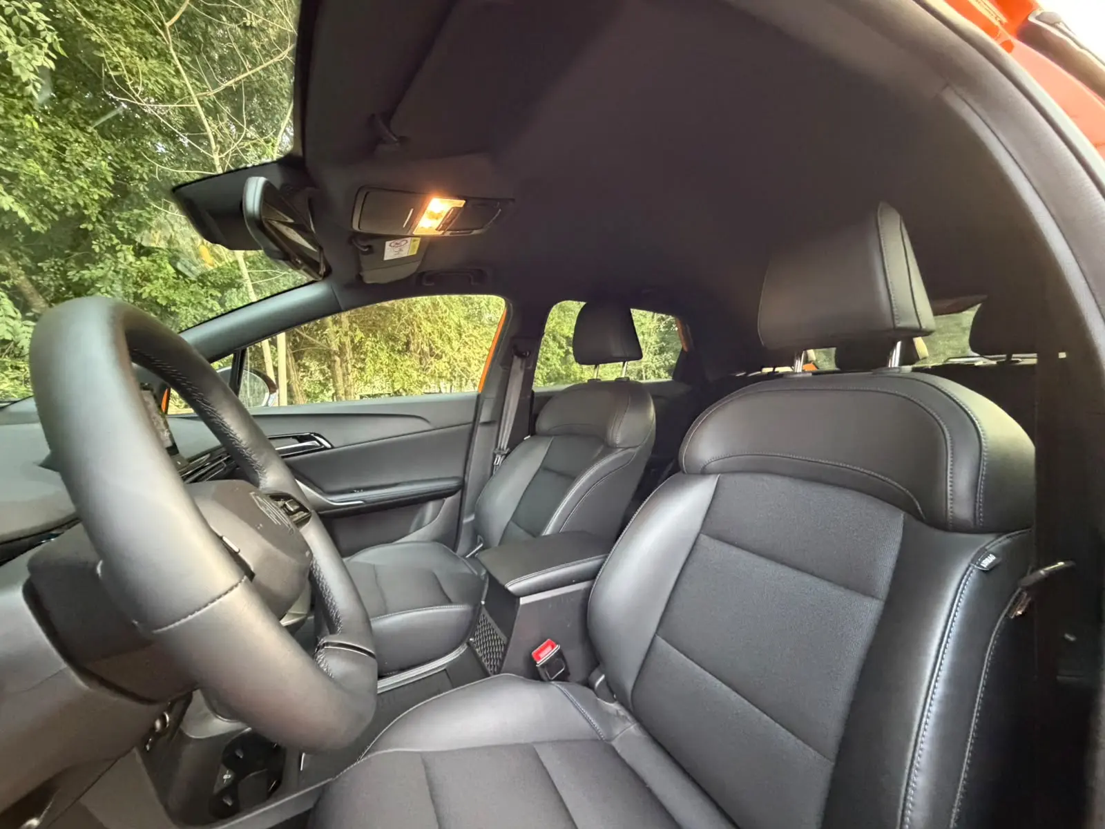 MG MG4 64 kWh Luxury 32
