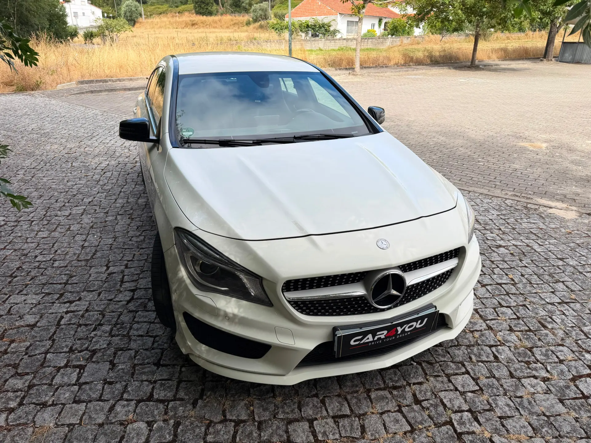 Mercedes-Benz CLA 220 d Shooting Brake AMG Line Aut. 4