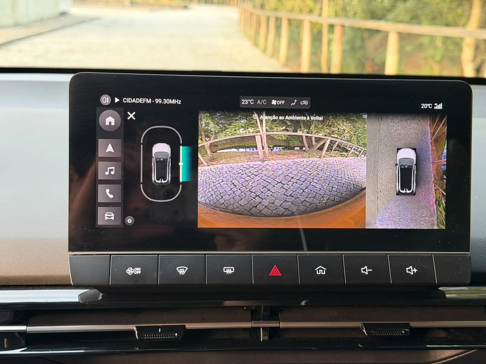 MG MG4 64 kWh Luxury 20