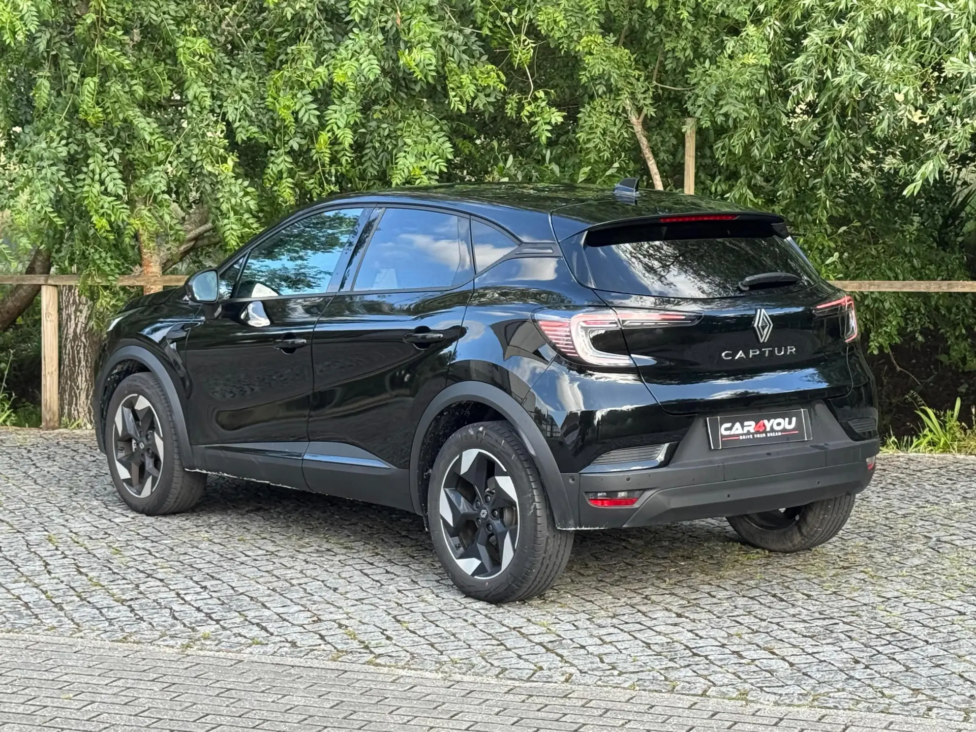 Renault Captur 1.0 TCe Techno 10