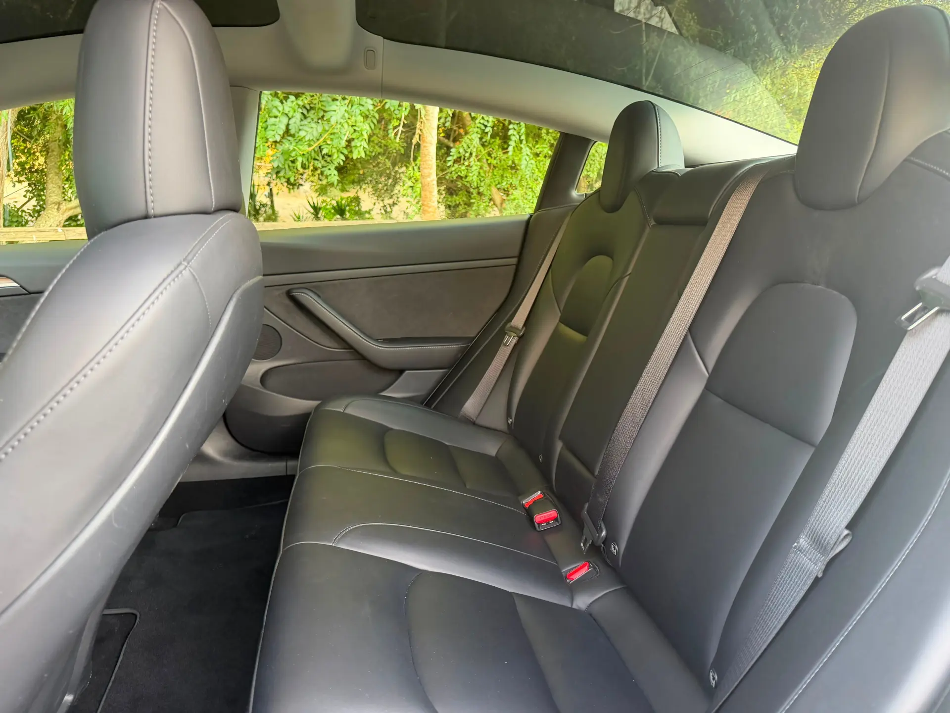 Tesla Model 3 Standard RWD 33