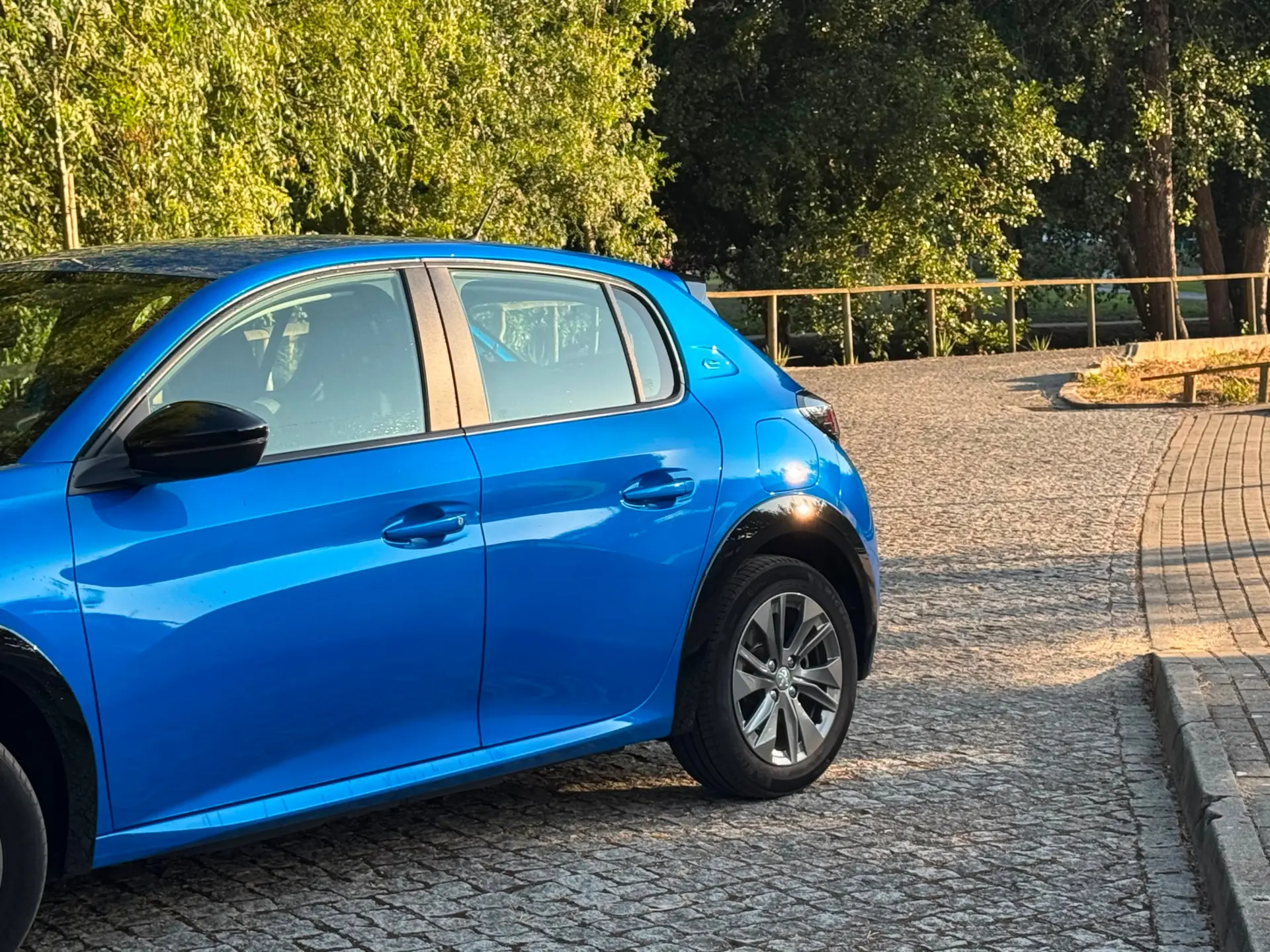 Peugeot e-208 50 kWh Active Pack 3