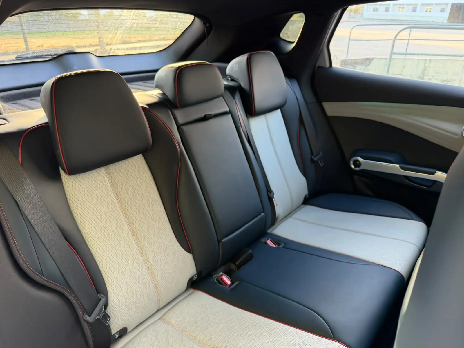 BYD Atto 3 60.48 kWh Design 39