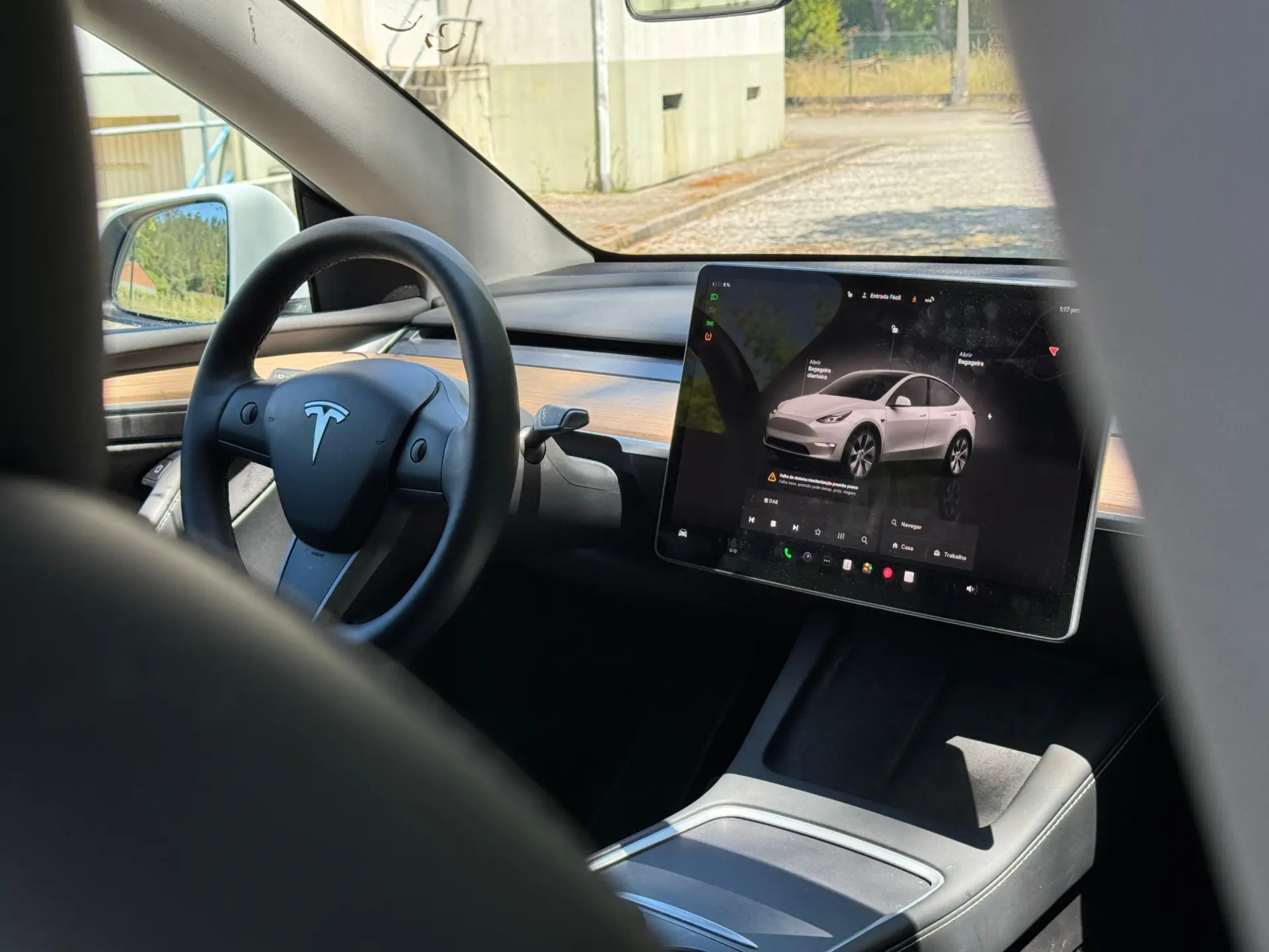 Tesla Model Y Long Range Dual Motor AWD 18