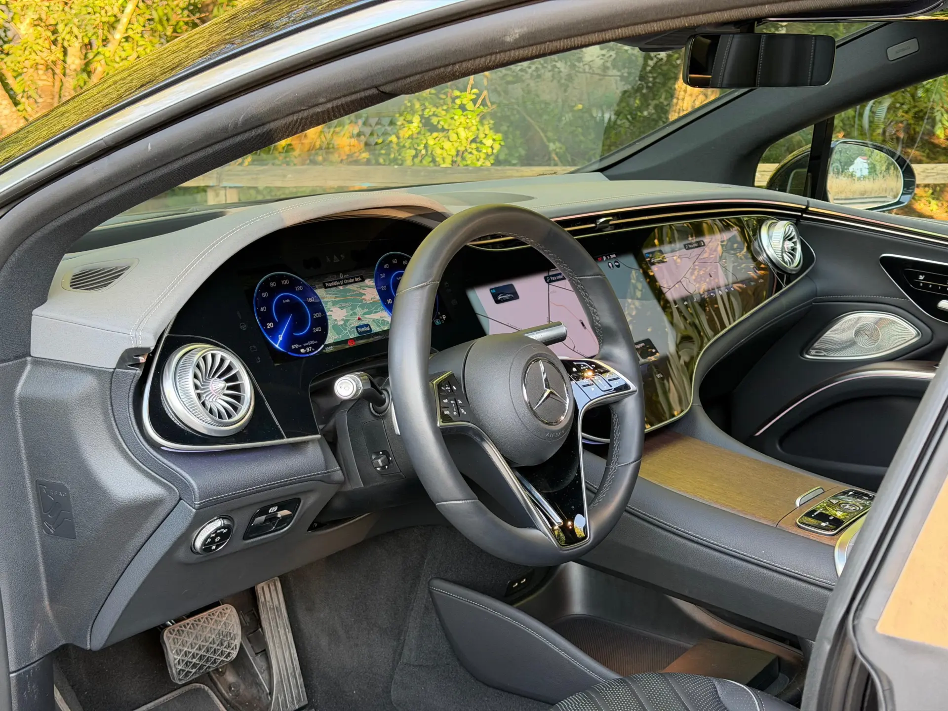 Mercedes-Benz EQS 580 4Matic Electric Art 29