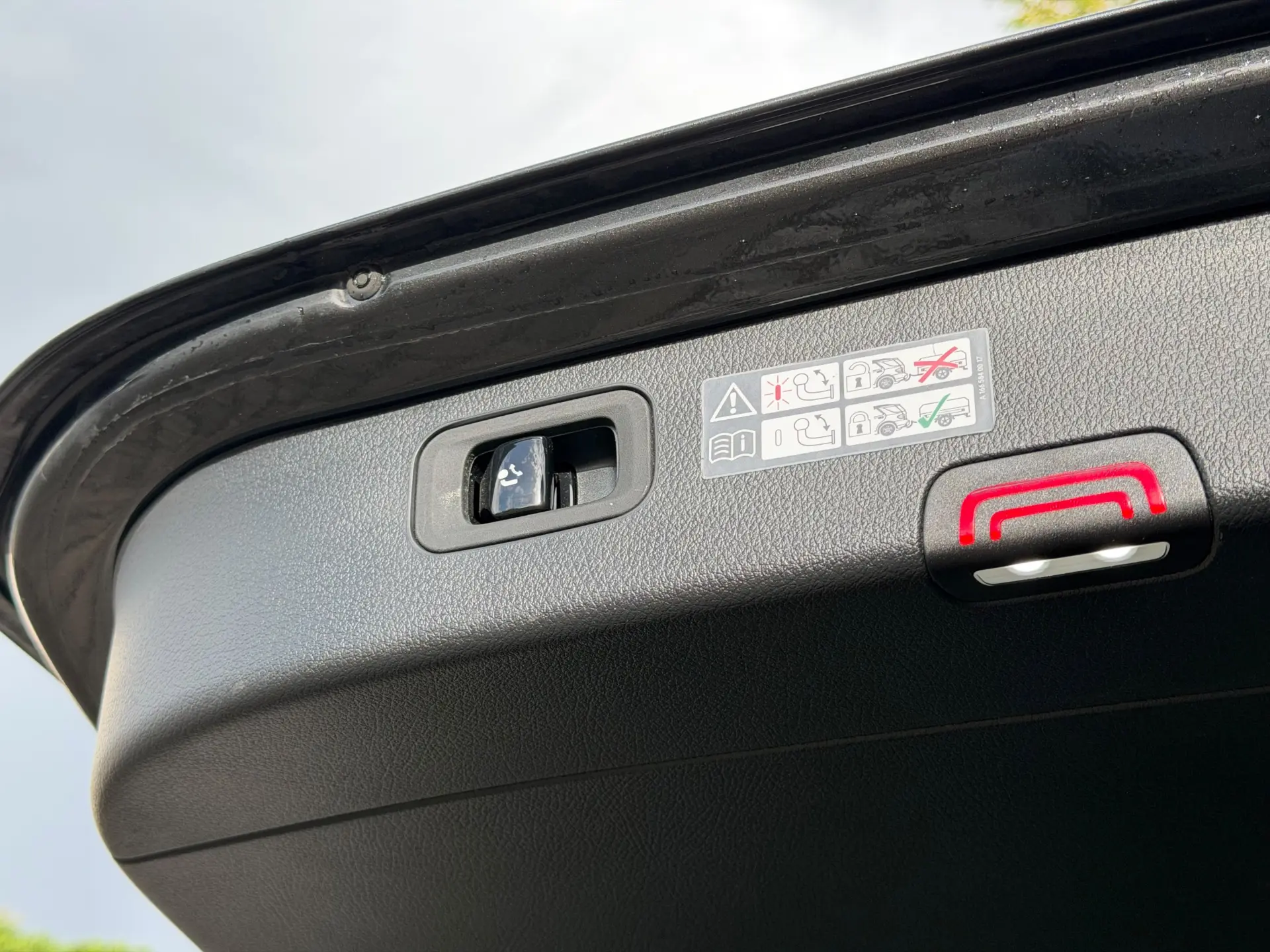 Mercedes-Benz C 300 e AMG Line 17