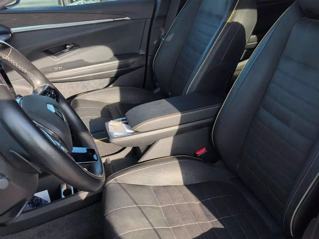 Renault Mégane E-Tech EV60 Iconic 12