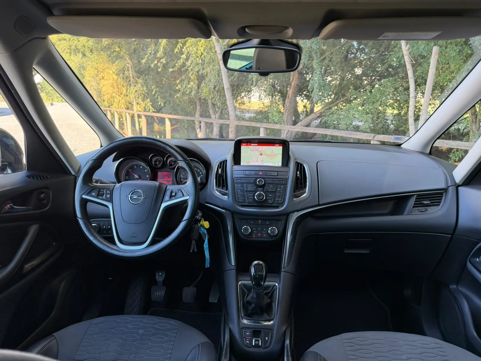 Opel Zafira 1.6 CDTi Executive 13