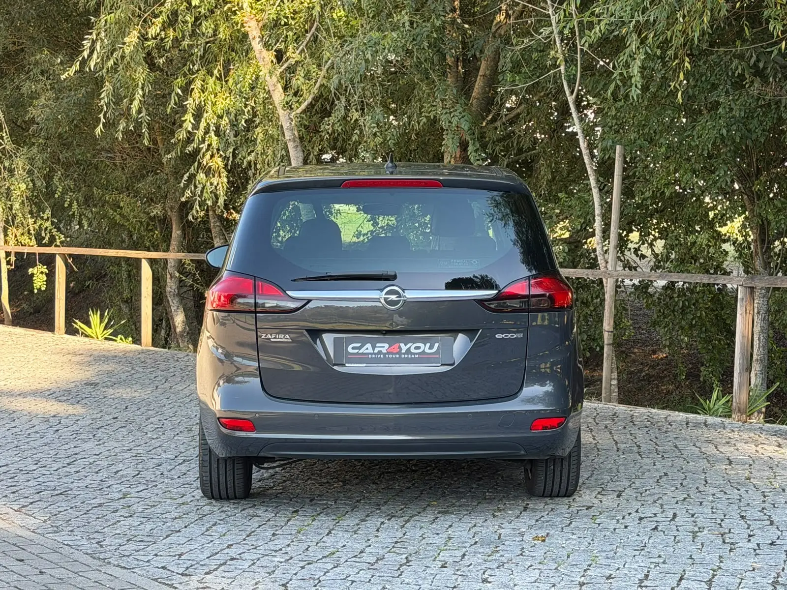Opel Zafira 1.6 CDTi Executive 11