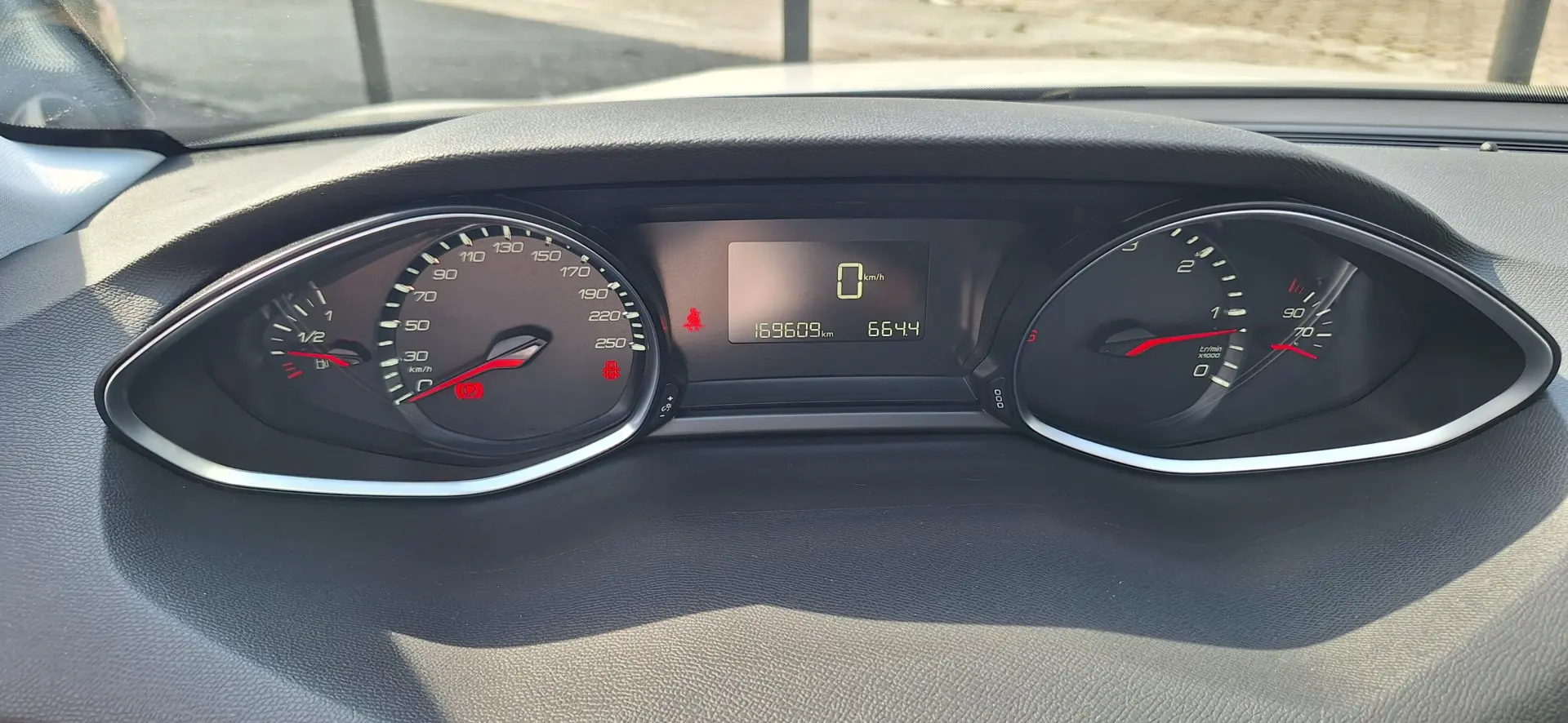 Peugeot 308 1.5 BlueHDi Active Pack 26