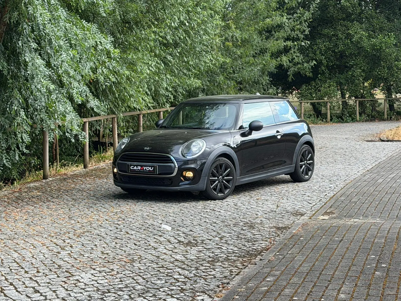 MINI 3 Portas One D 7