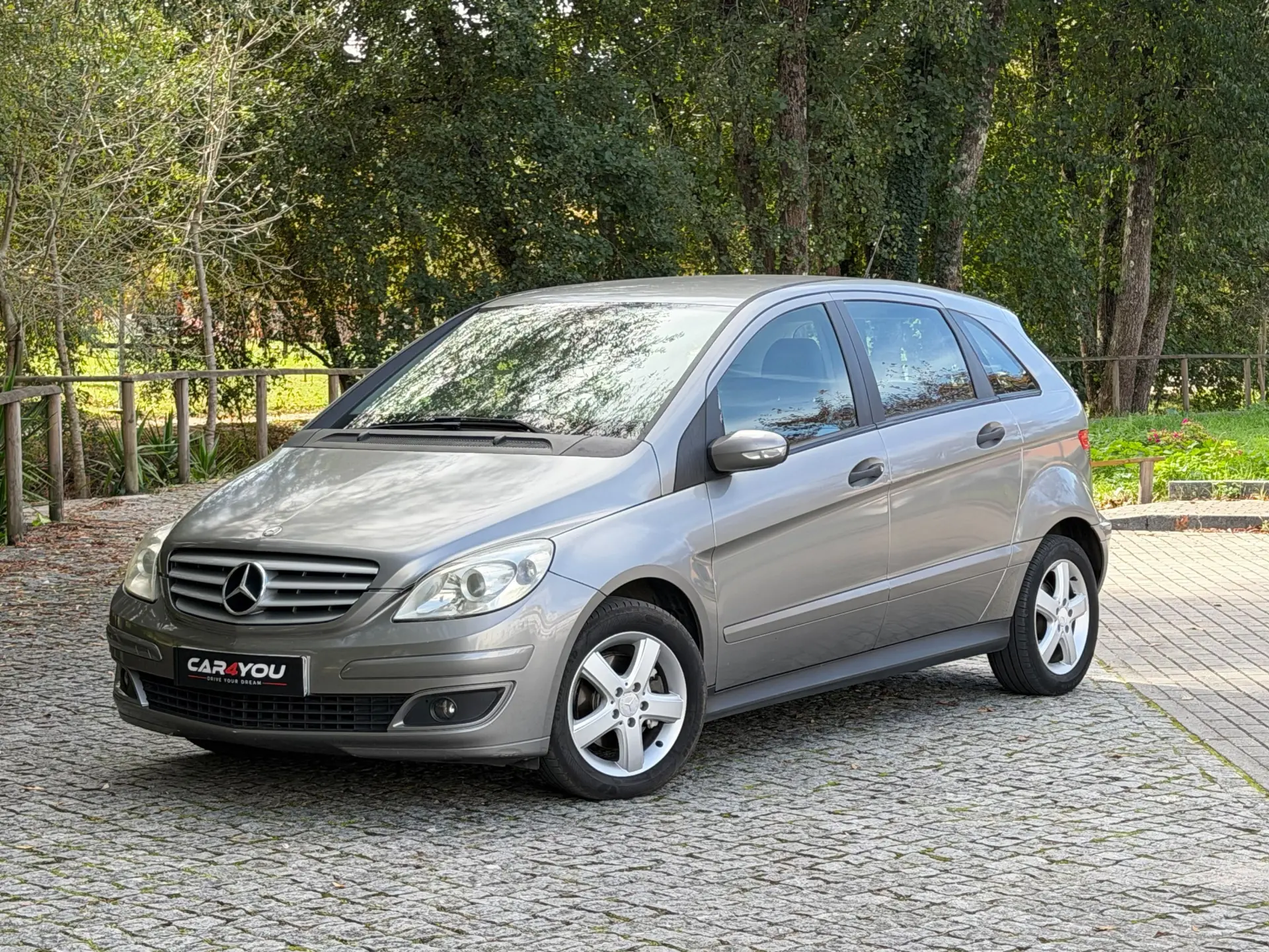 Mercedes-Benz B 180 CDi 1