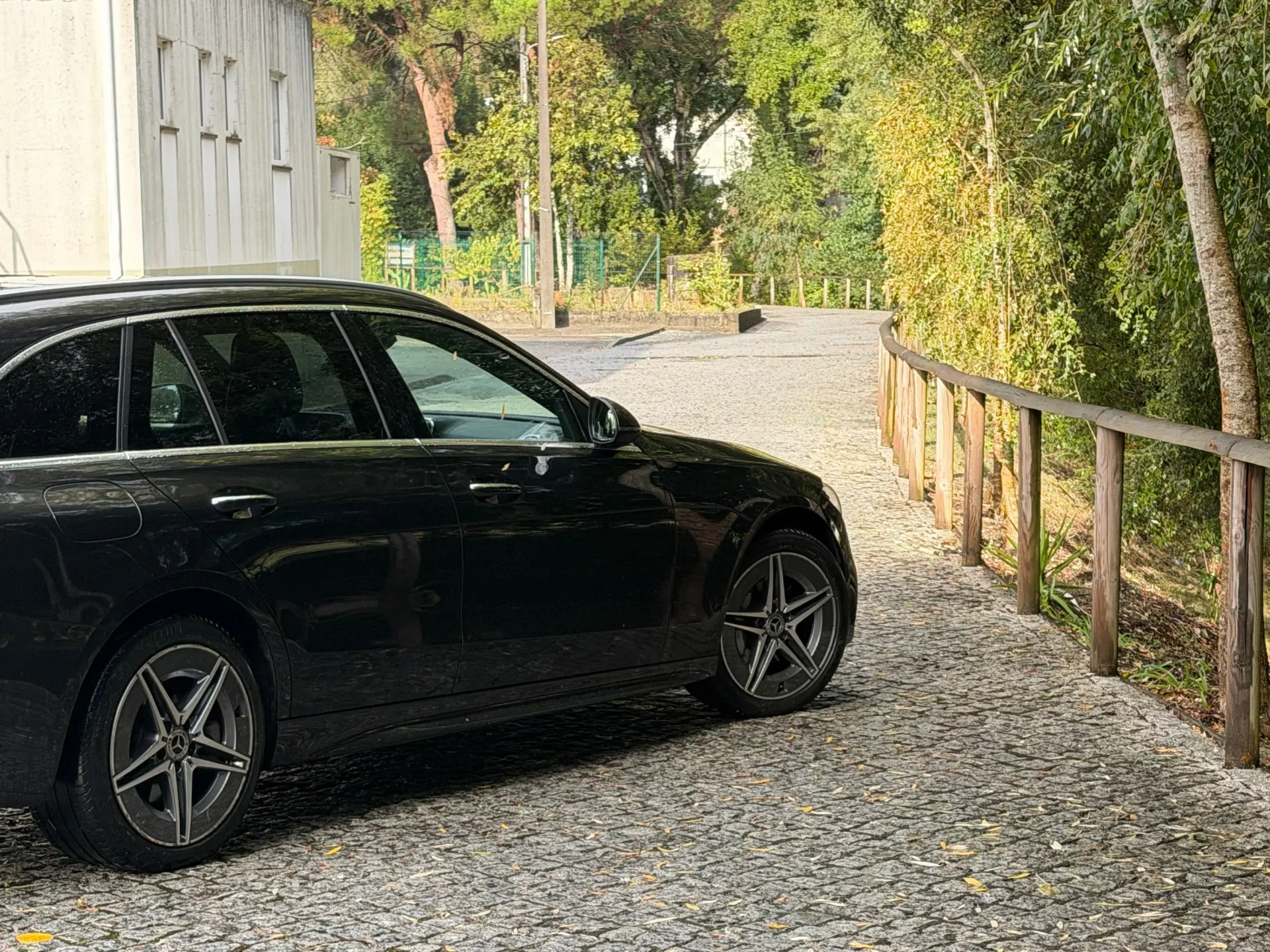 Mercedes-Benz C 300 e AMG Line 6
