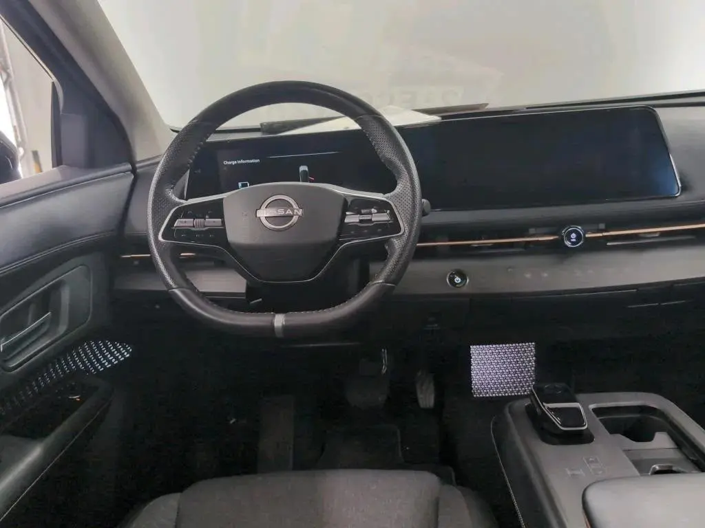 Nissan Ariya 63 kWh Advance 6