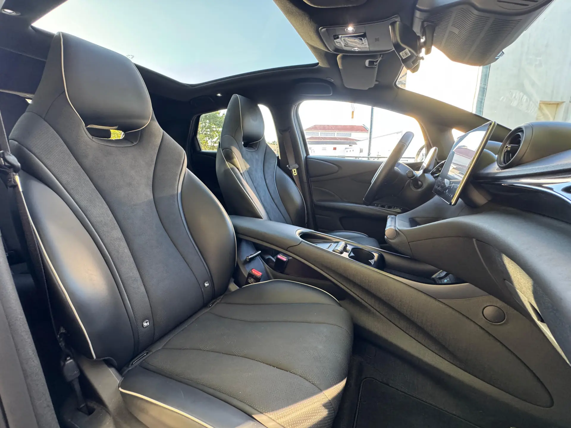 BYD Dolphin 60.4 kWh Design 30