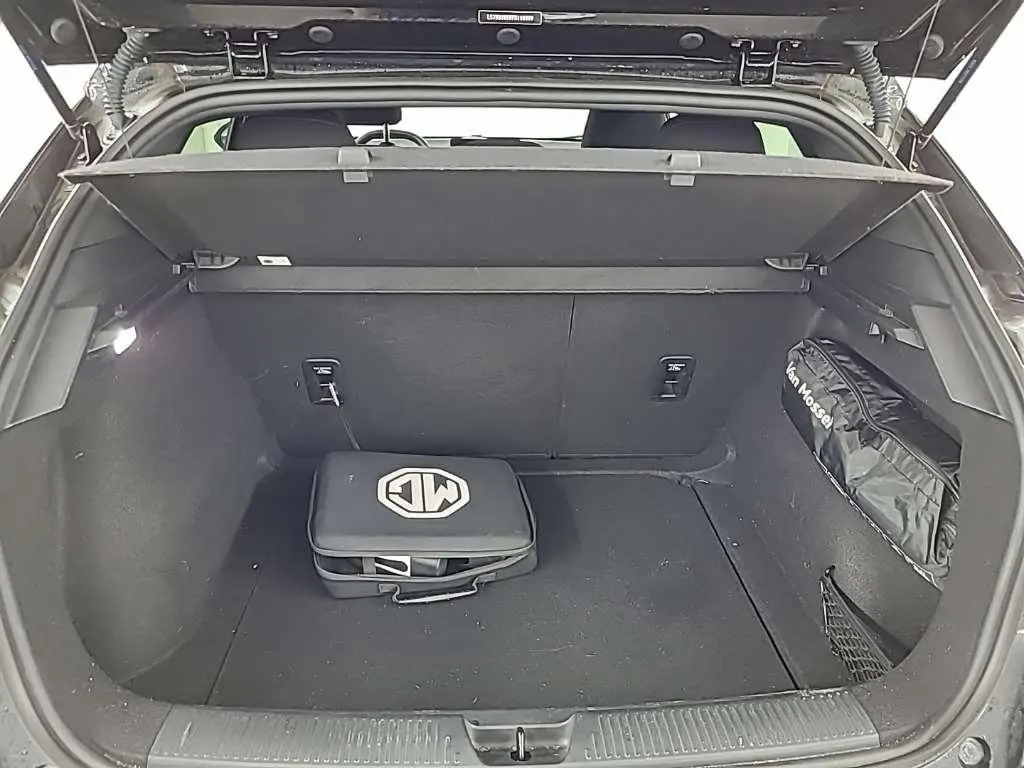 MG MG4 64 kWh Comfort 5