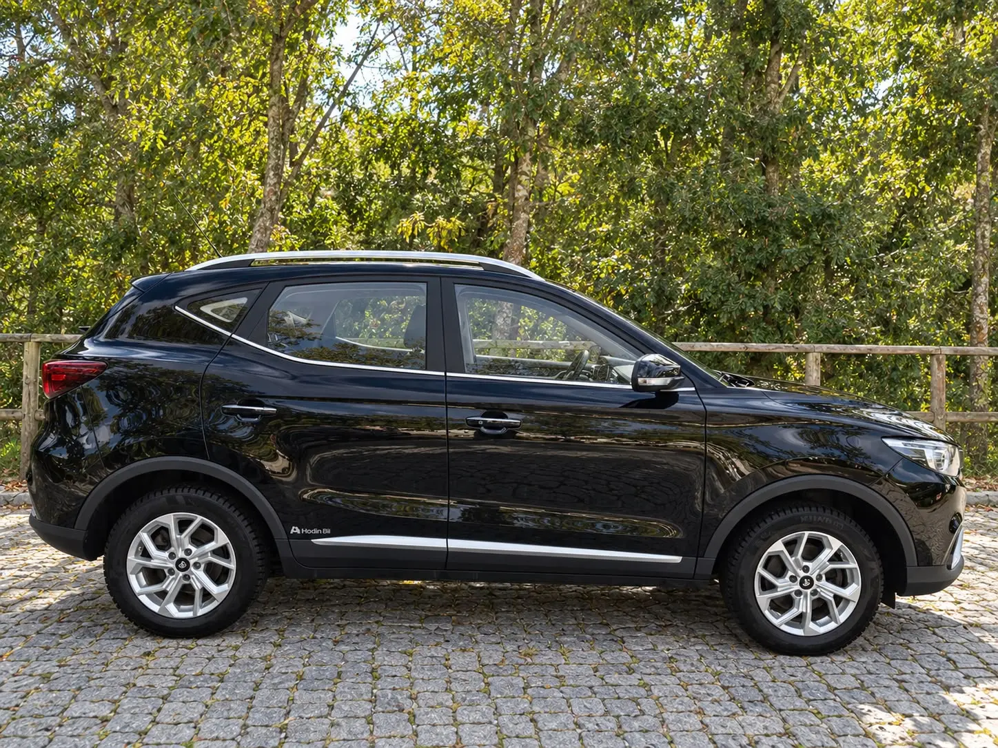 MG ZS EV 44.5 kWh Luxury 4