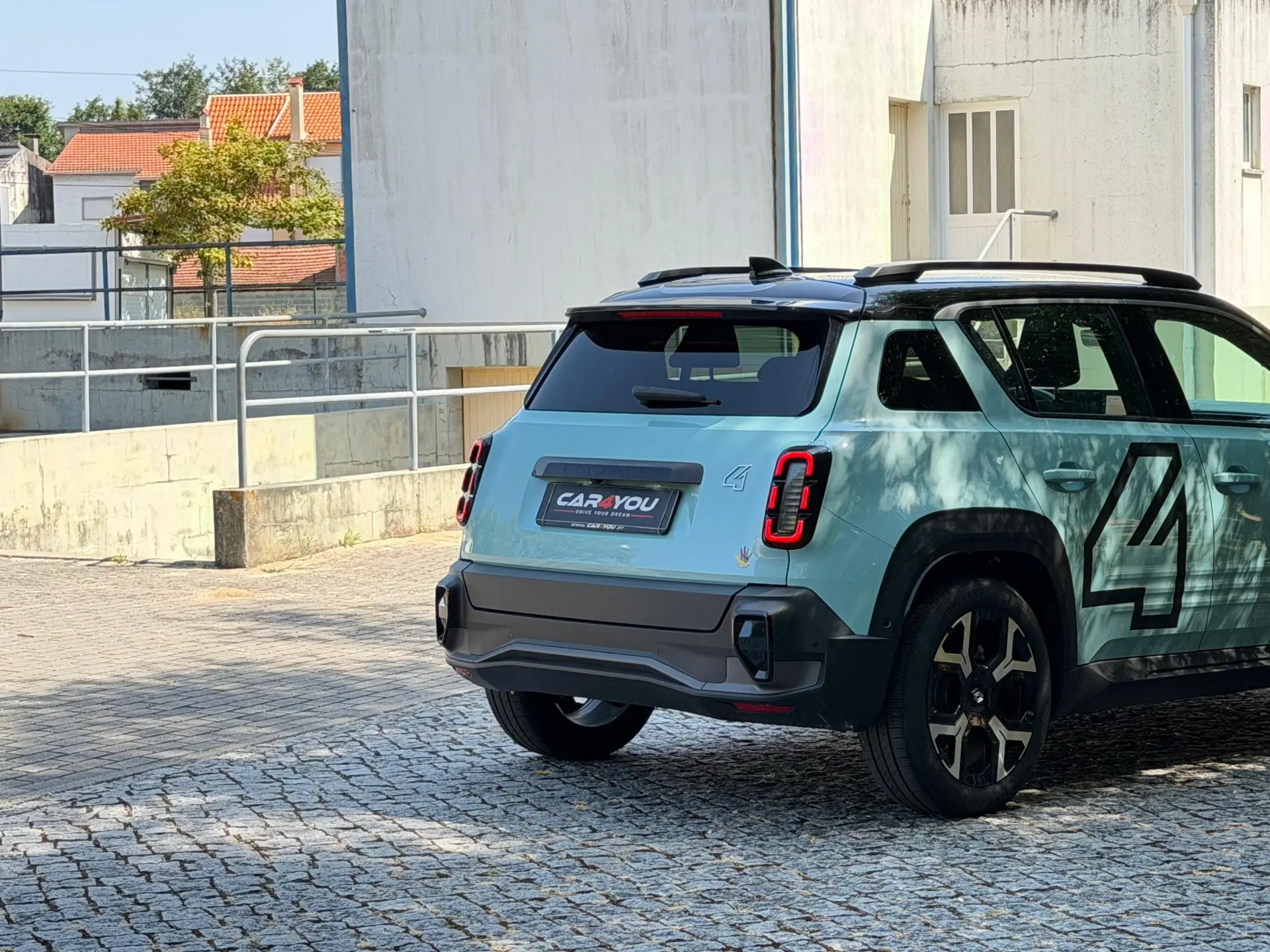 Renault 4 E-Tech 52 kWh Iconic Autonomia Conforto 13