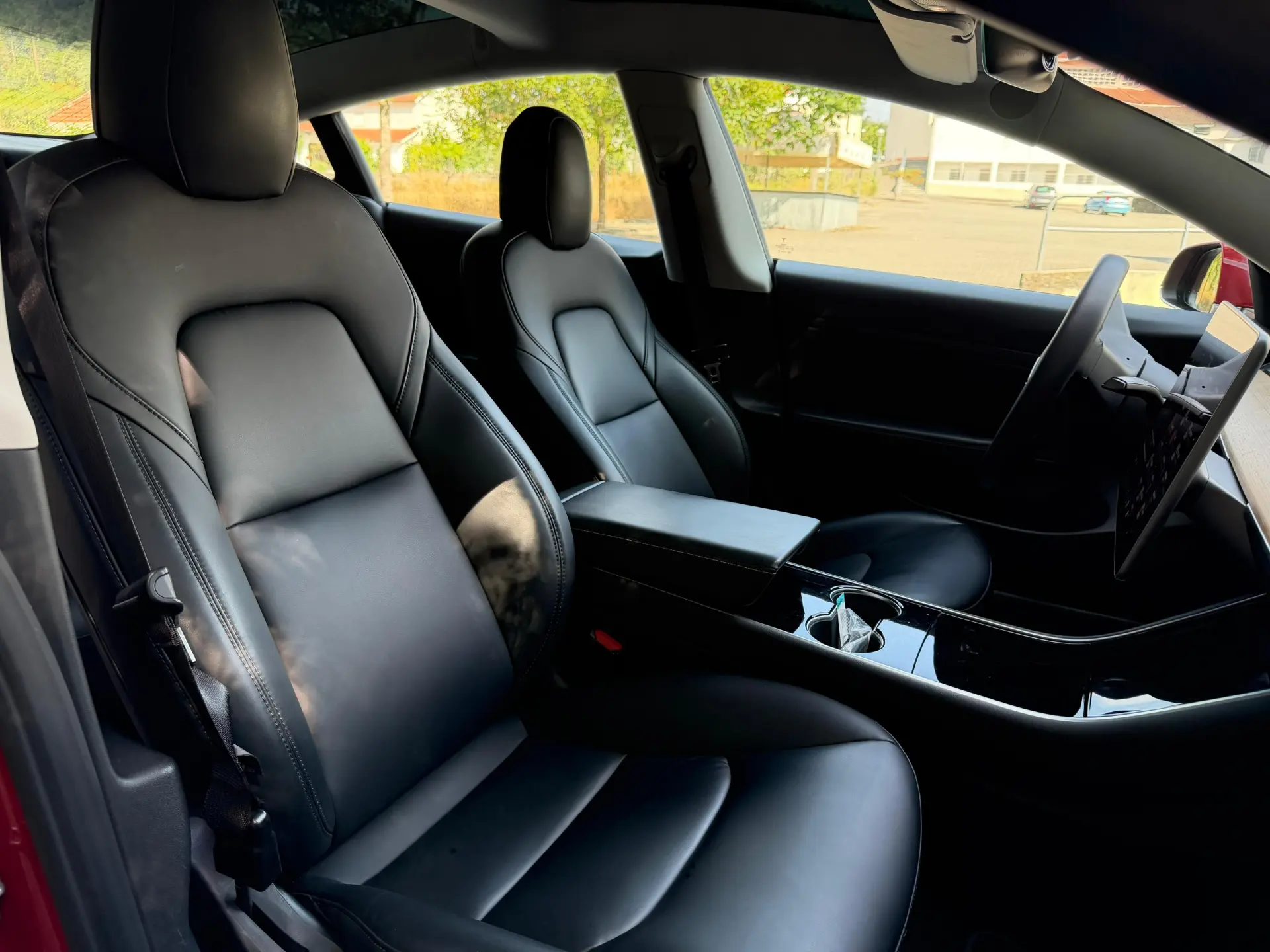 Tesla Model 3 Standard Range Plus RWD 32