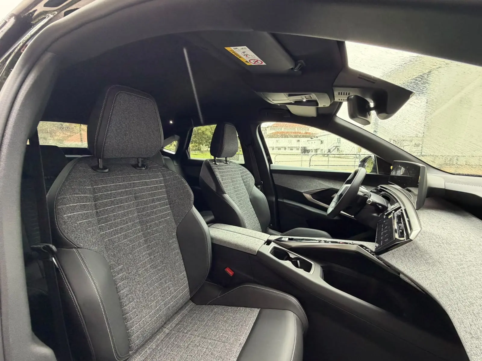 Peugeot E-3008 73 kWh Allure 35
