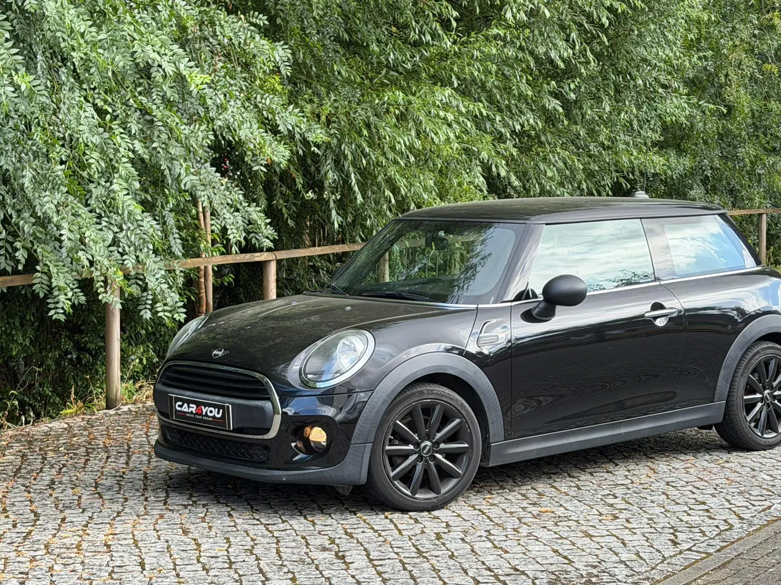 MINI 3 Portas One D 2