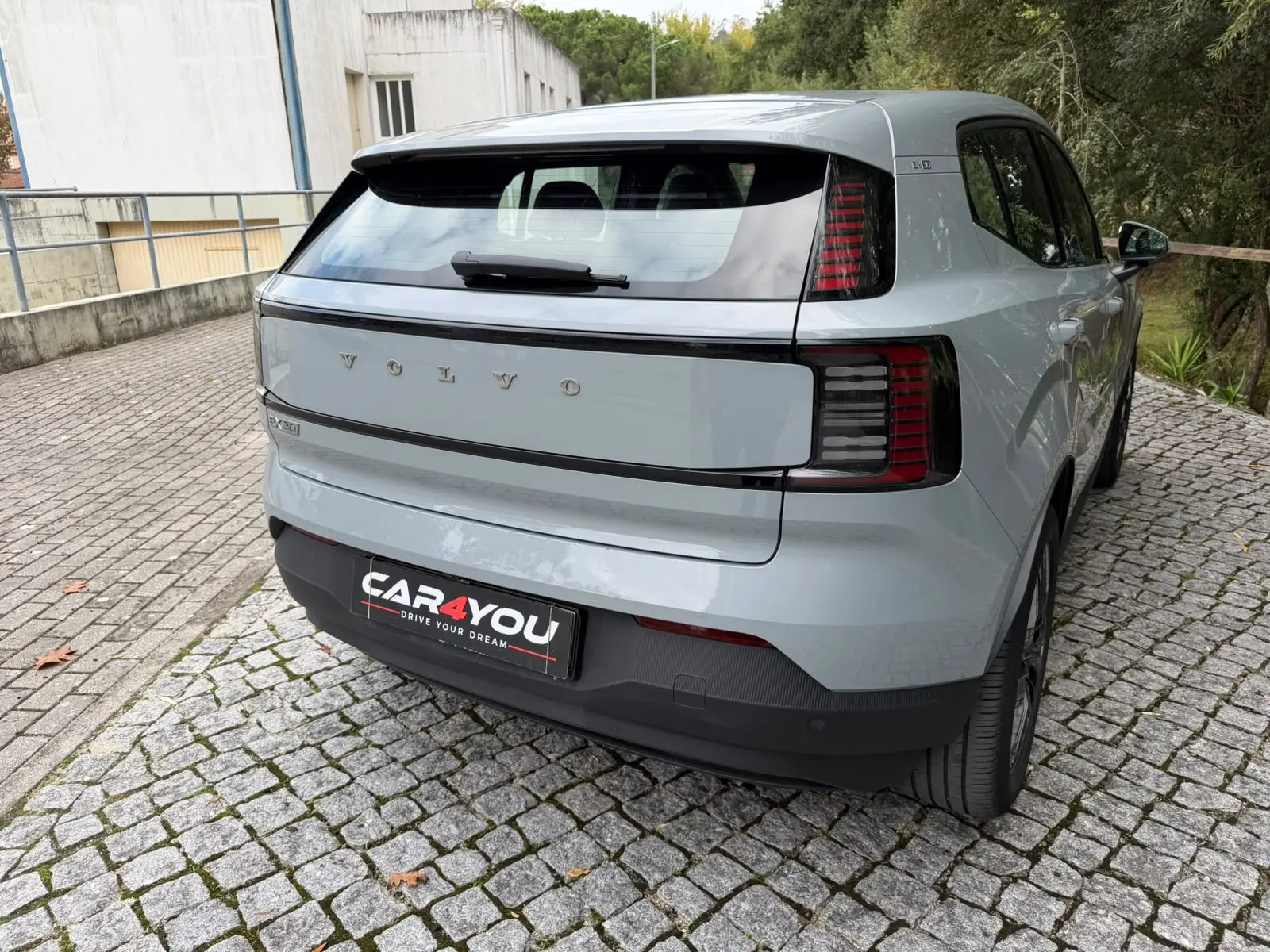 Volvo EX30 69 kWh Single Motor Extended Range Plus 20