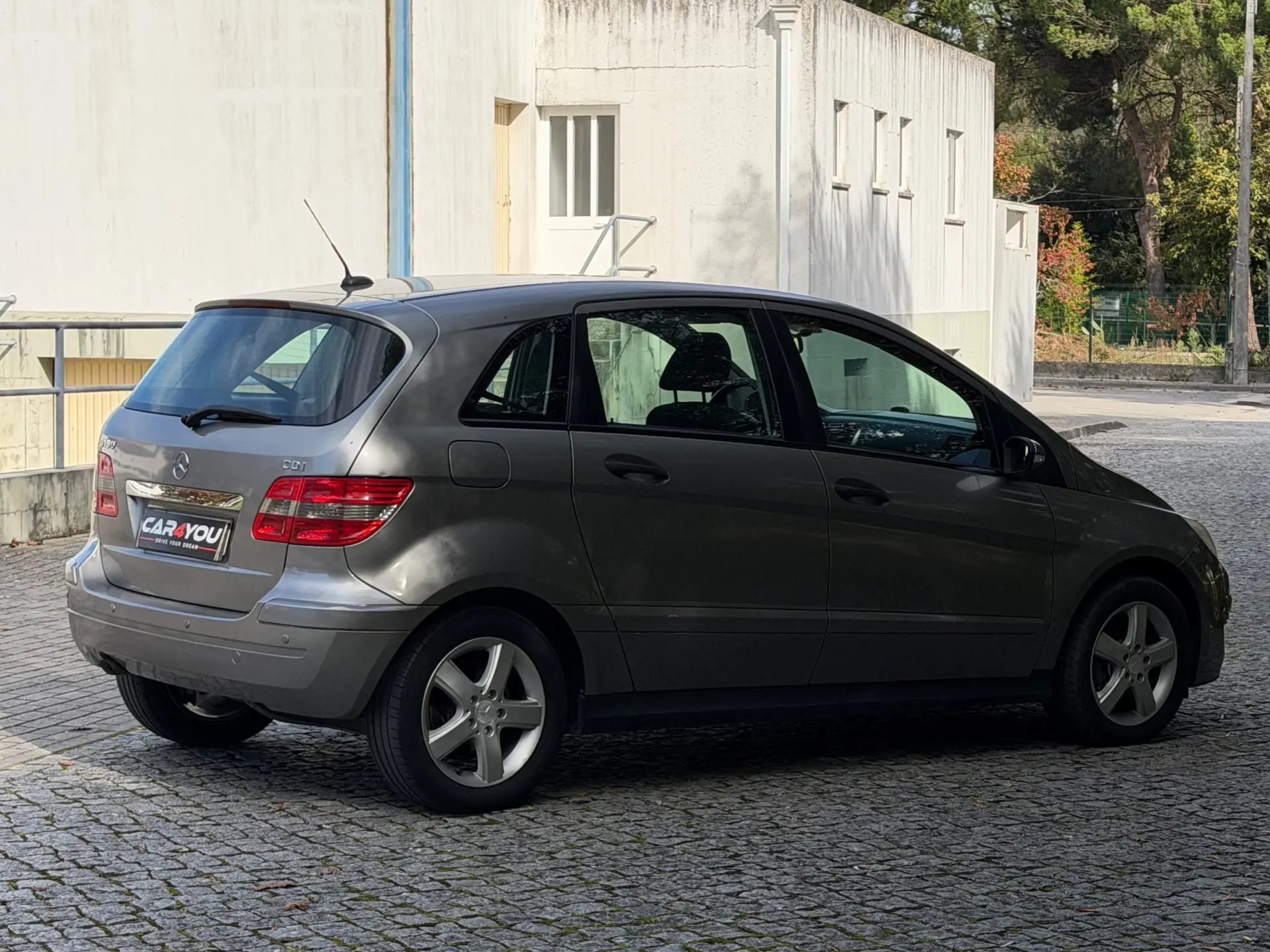 Mercedes-Benz B 180 CDi 7