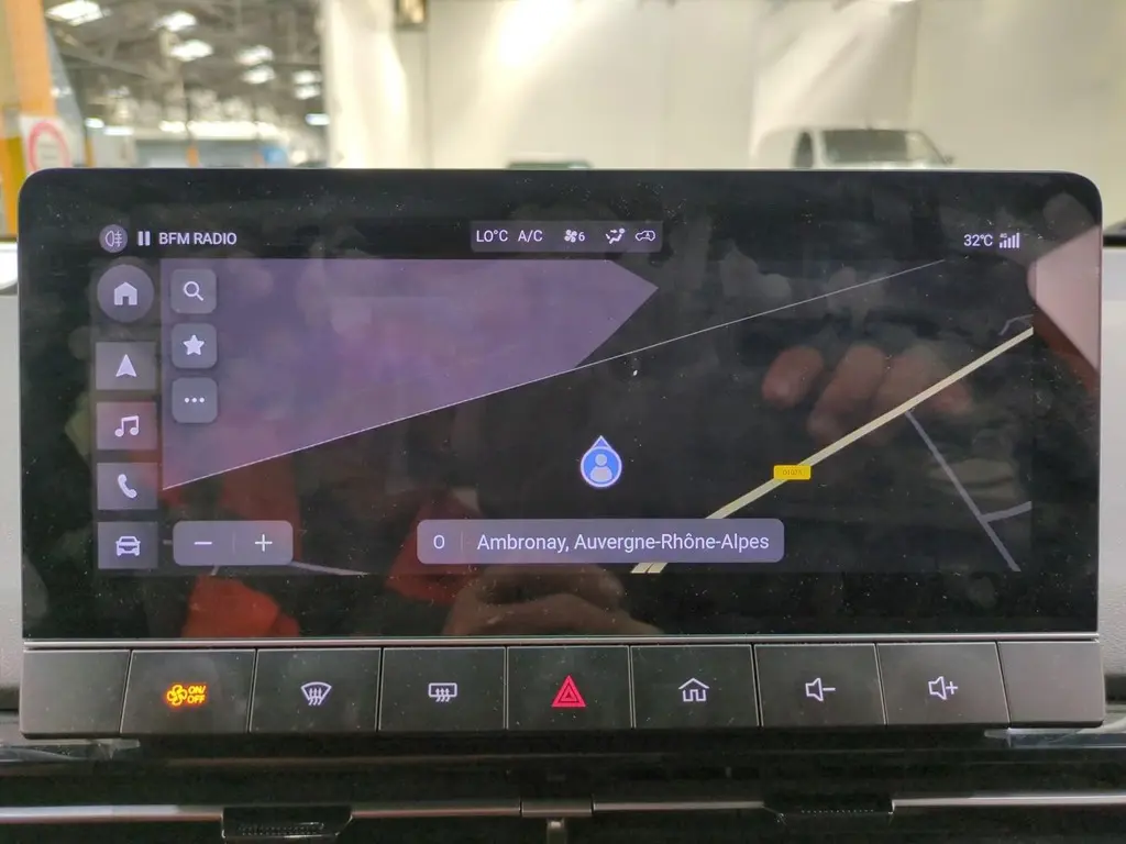 MG MG4 64 kWh Luxury 11