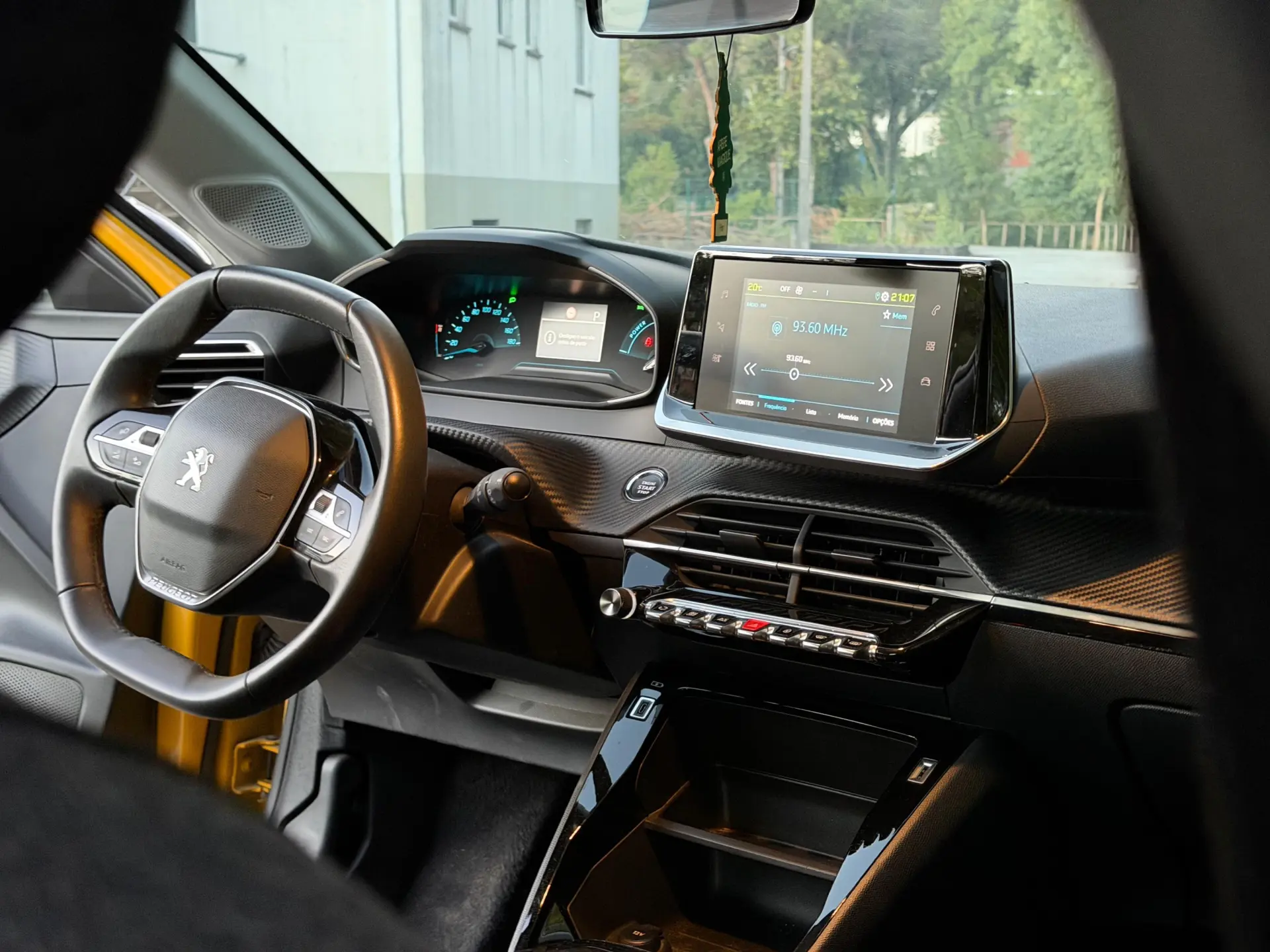Peugeot e-208 Active 17