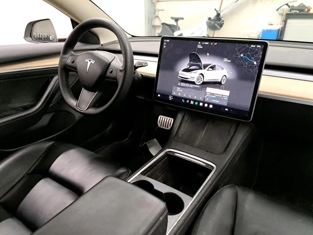 Tesla Model 3 Performance Dual Motor AWD 4