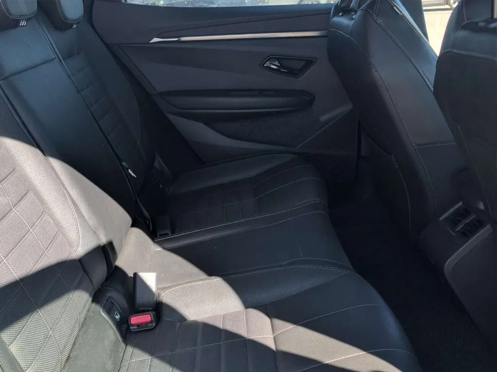 Renault Mégane E-Tech EV60 Iconic 12