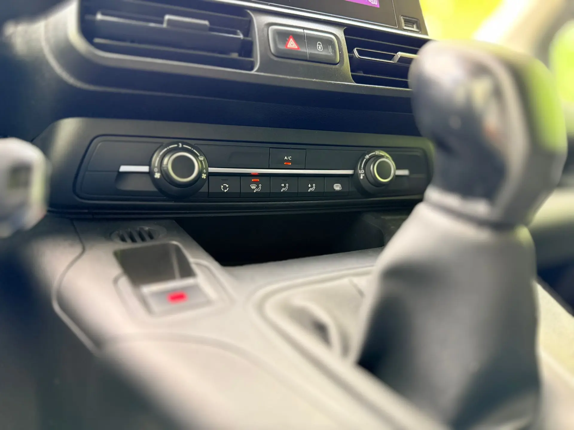 Peugeot Partner 1.5 BlueHdi Premium Standard 16