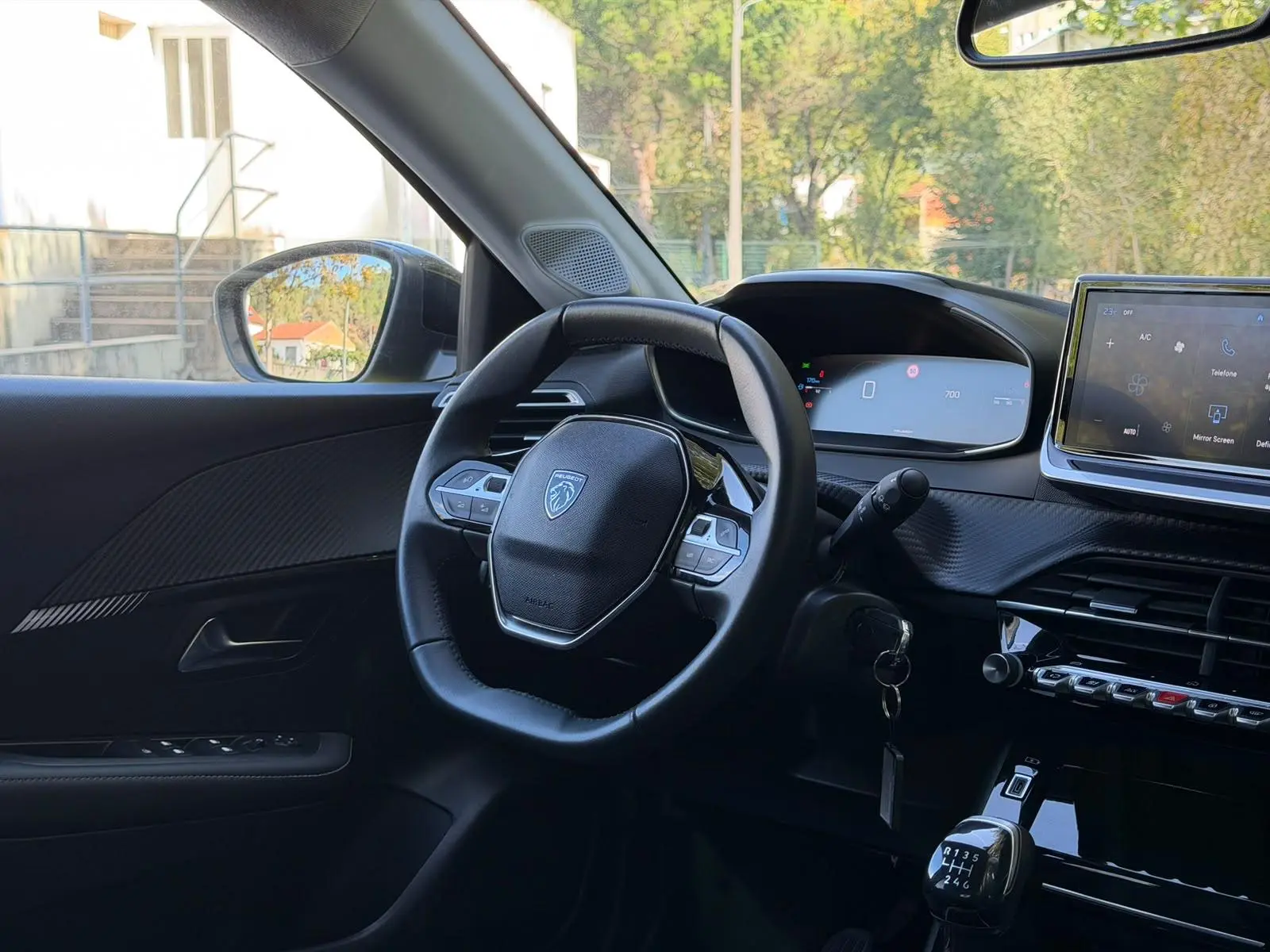 Peugeot 208 1.2 PureTech Allure 32