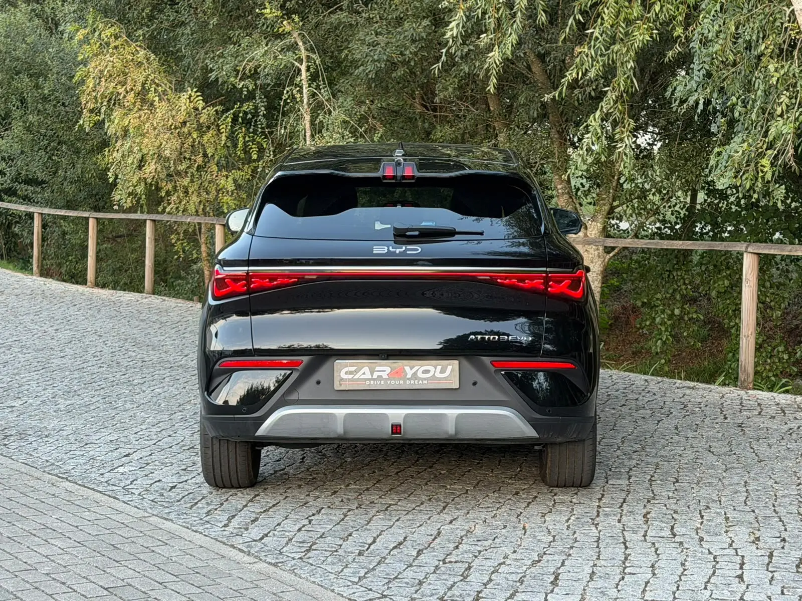 BYD Atto 3 EVO 74.8 kWh Design 11