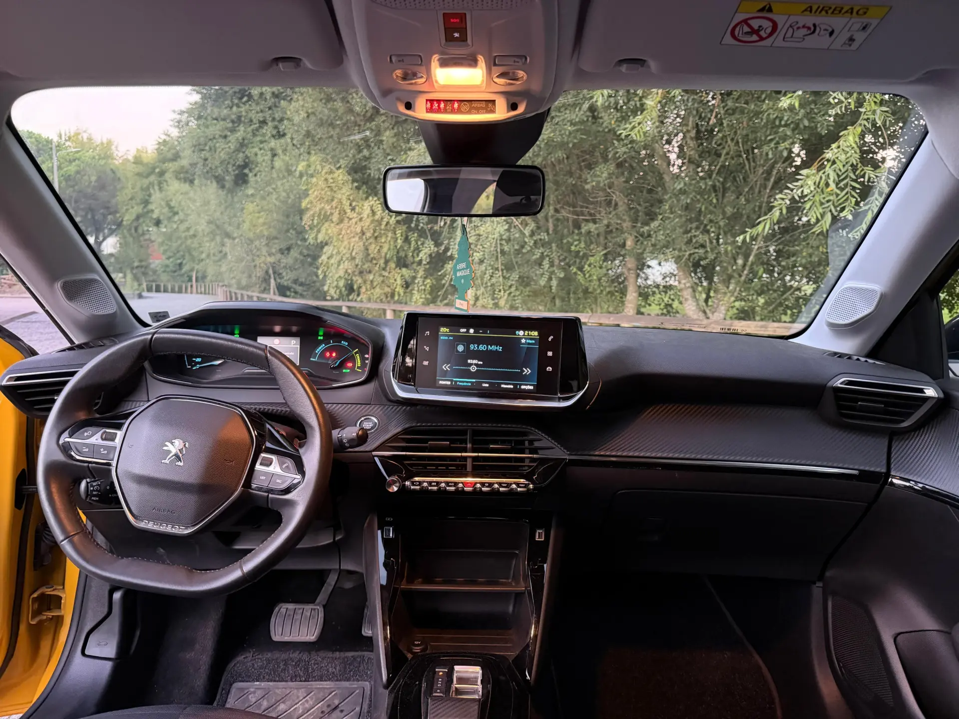 Peugeot e-208 Active 7