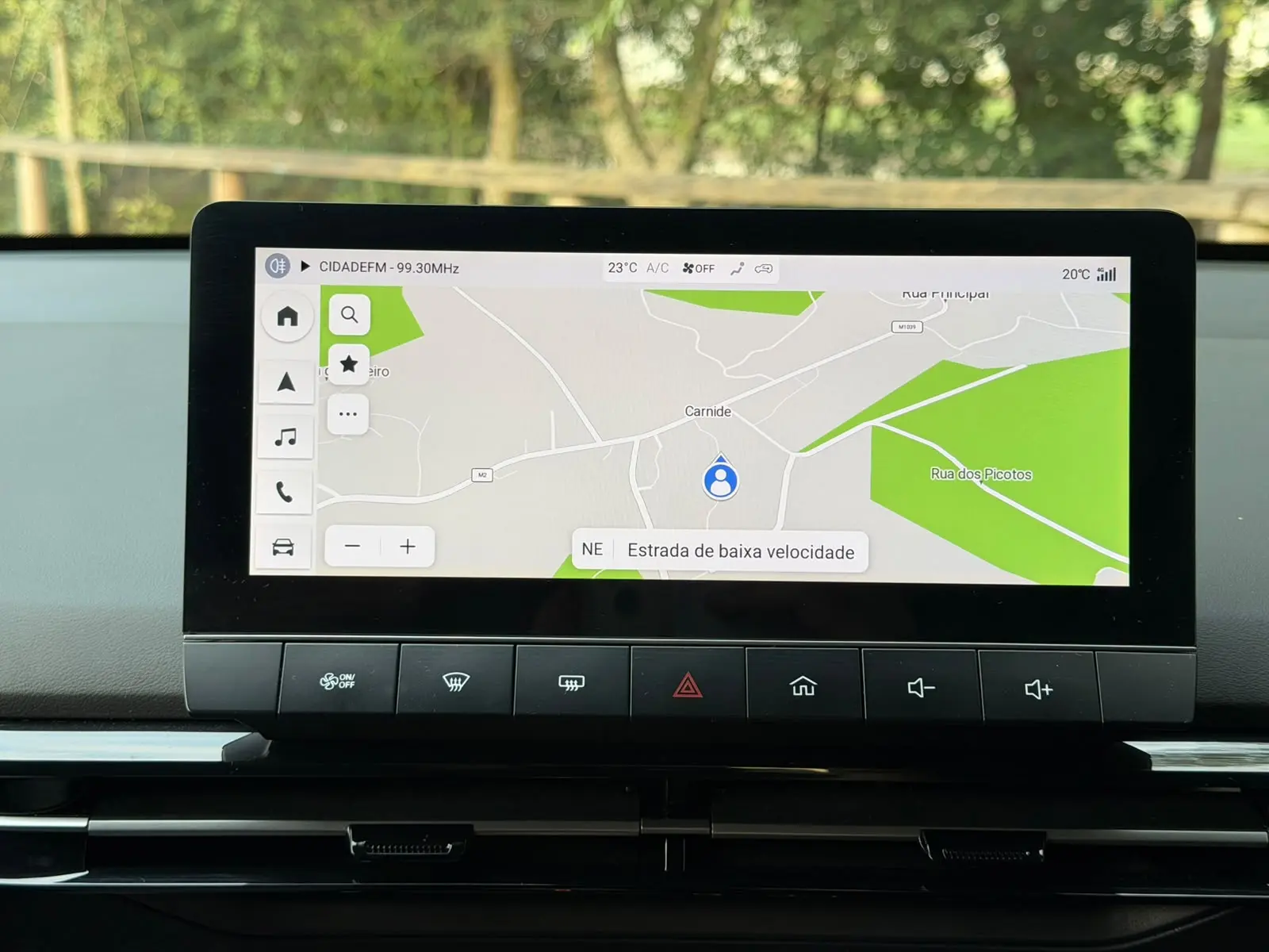 MG MG4 64 kWh Luxury 17