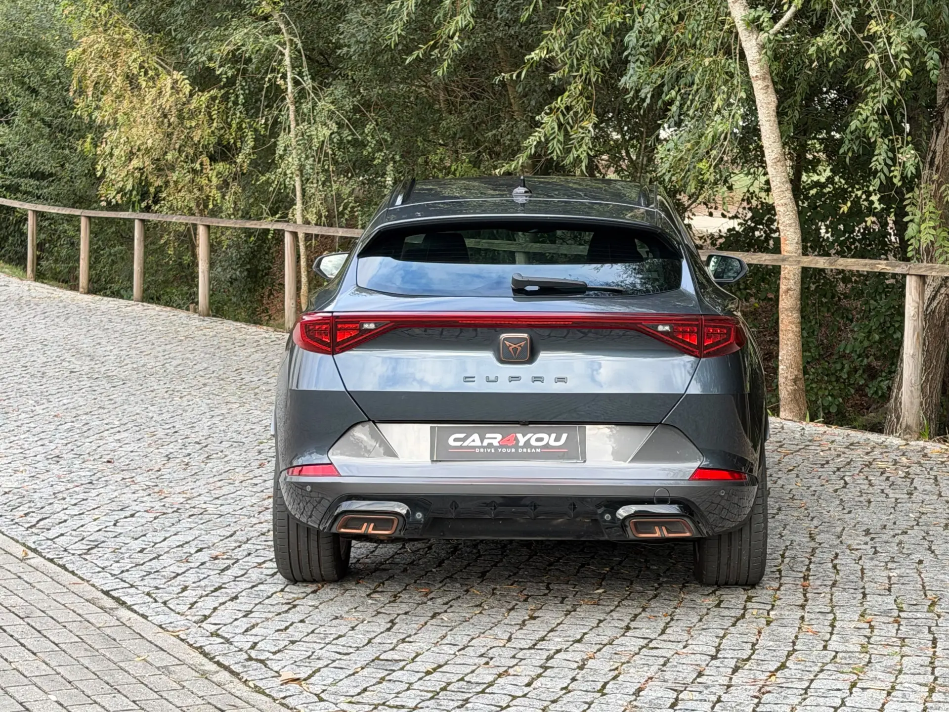 Cupra Formentor 1.4 e-Hybrid DSG 11