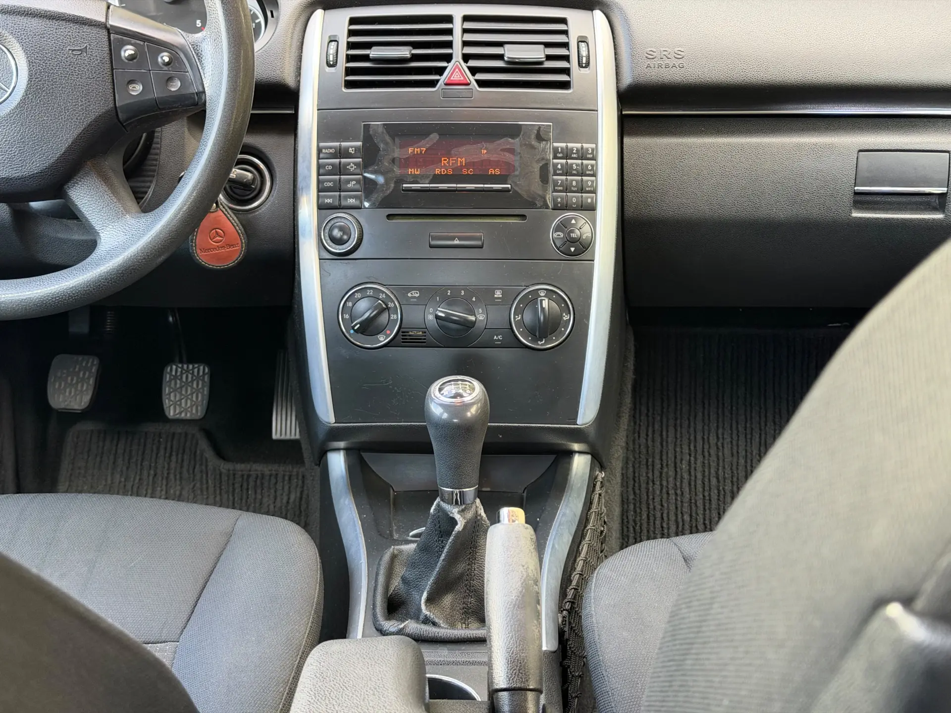 Mercedes-Benz B 180 CDi 17
