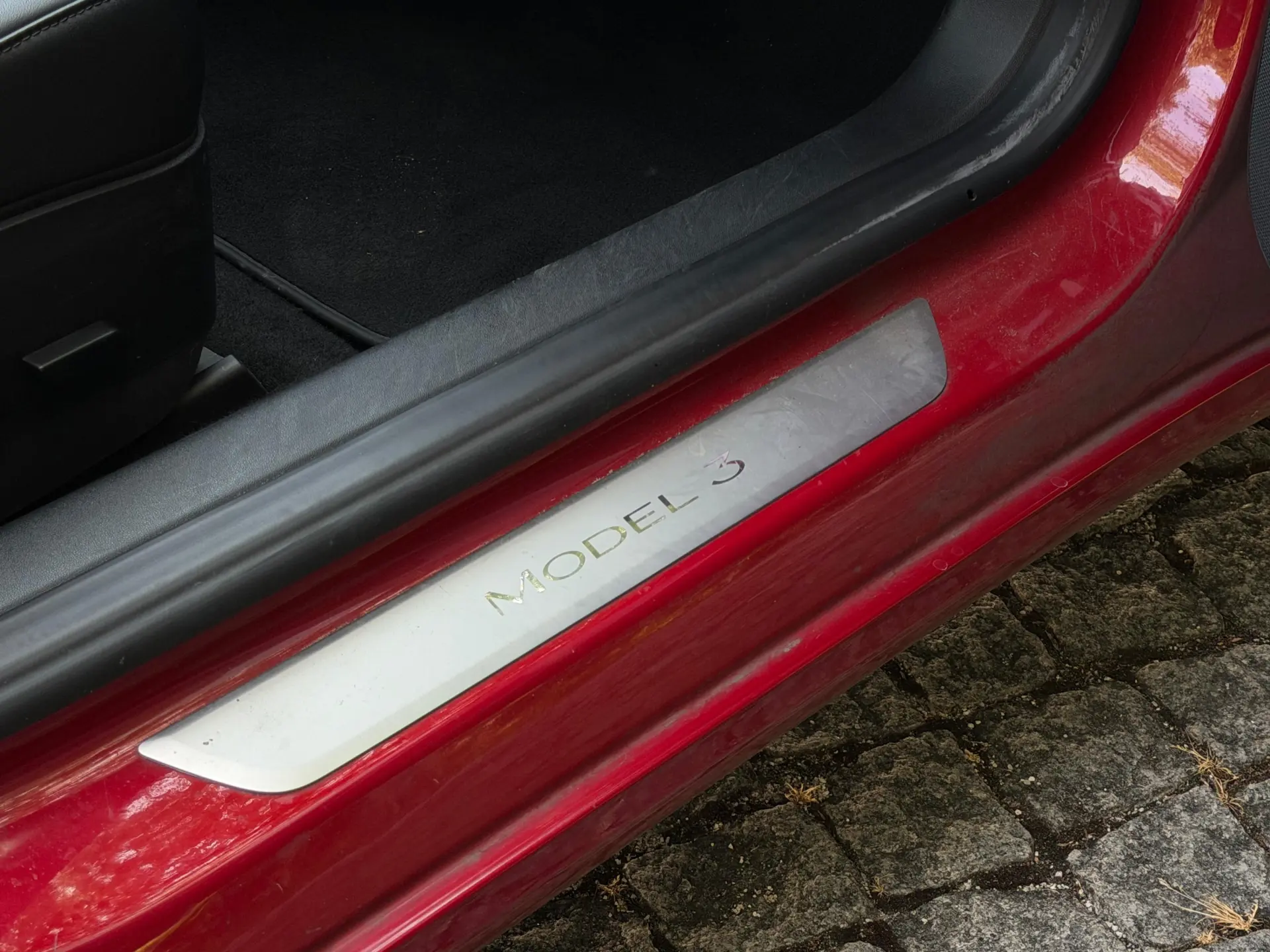 Tesla Model 3 Standard Range Plus RWD 20