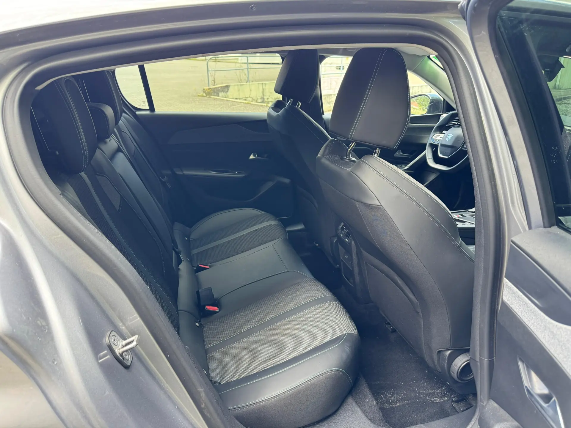 Peugeot 308 1.2 PureTech Allure Pack 31