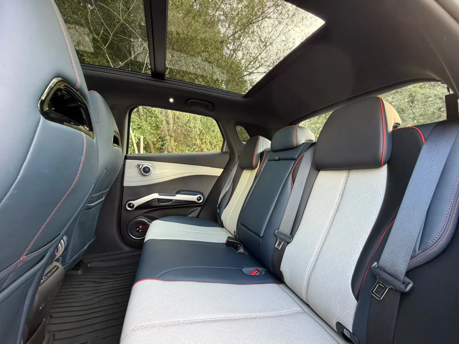 BYD Atto 3 60.48 kWh Design 47