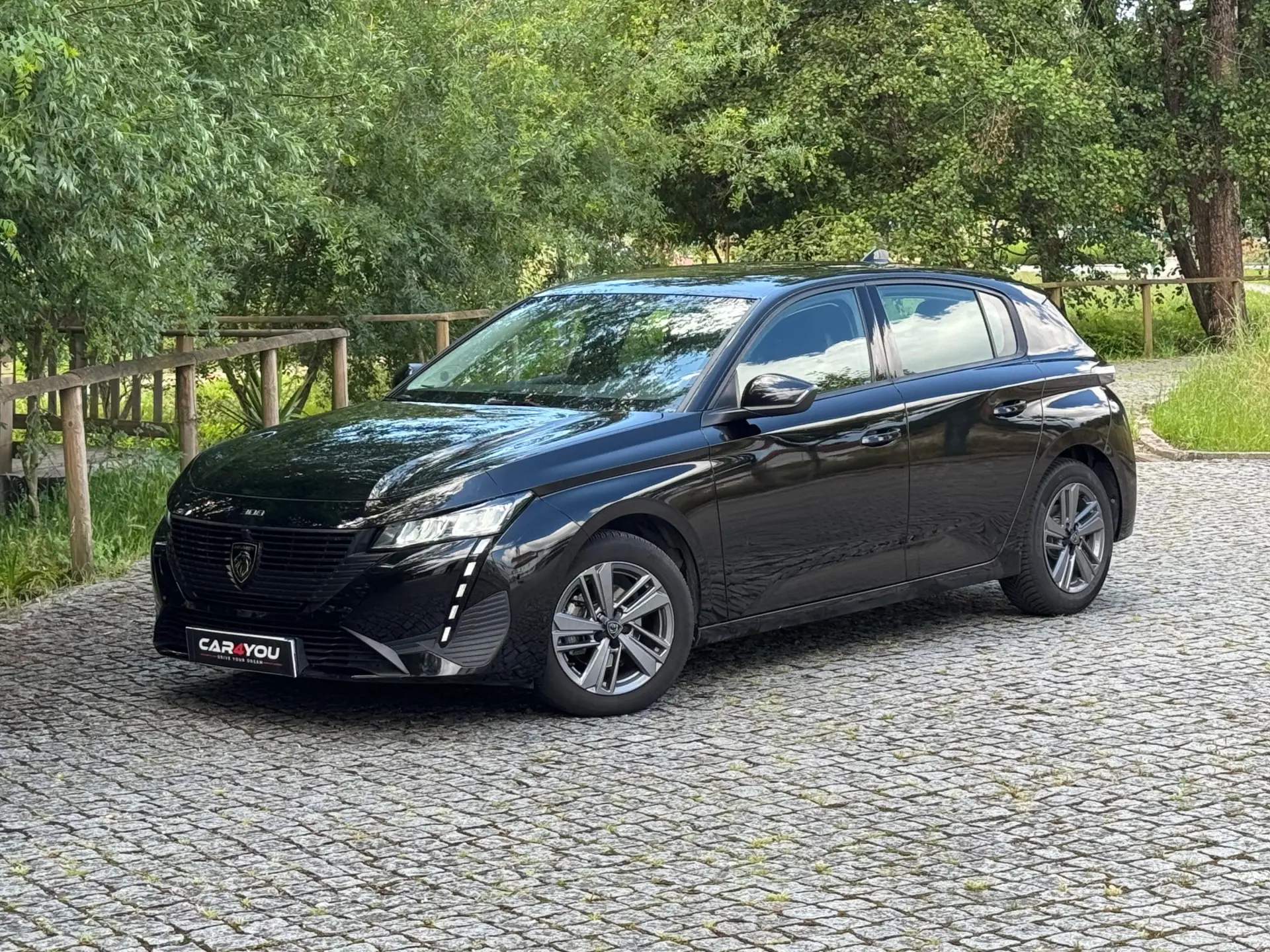 Peugeot 308 PureTech 130 EAT8 Active Pack 8
