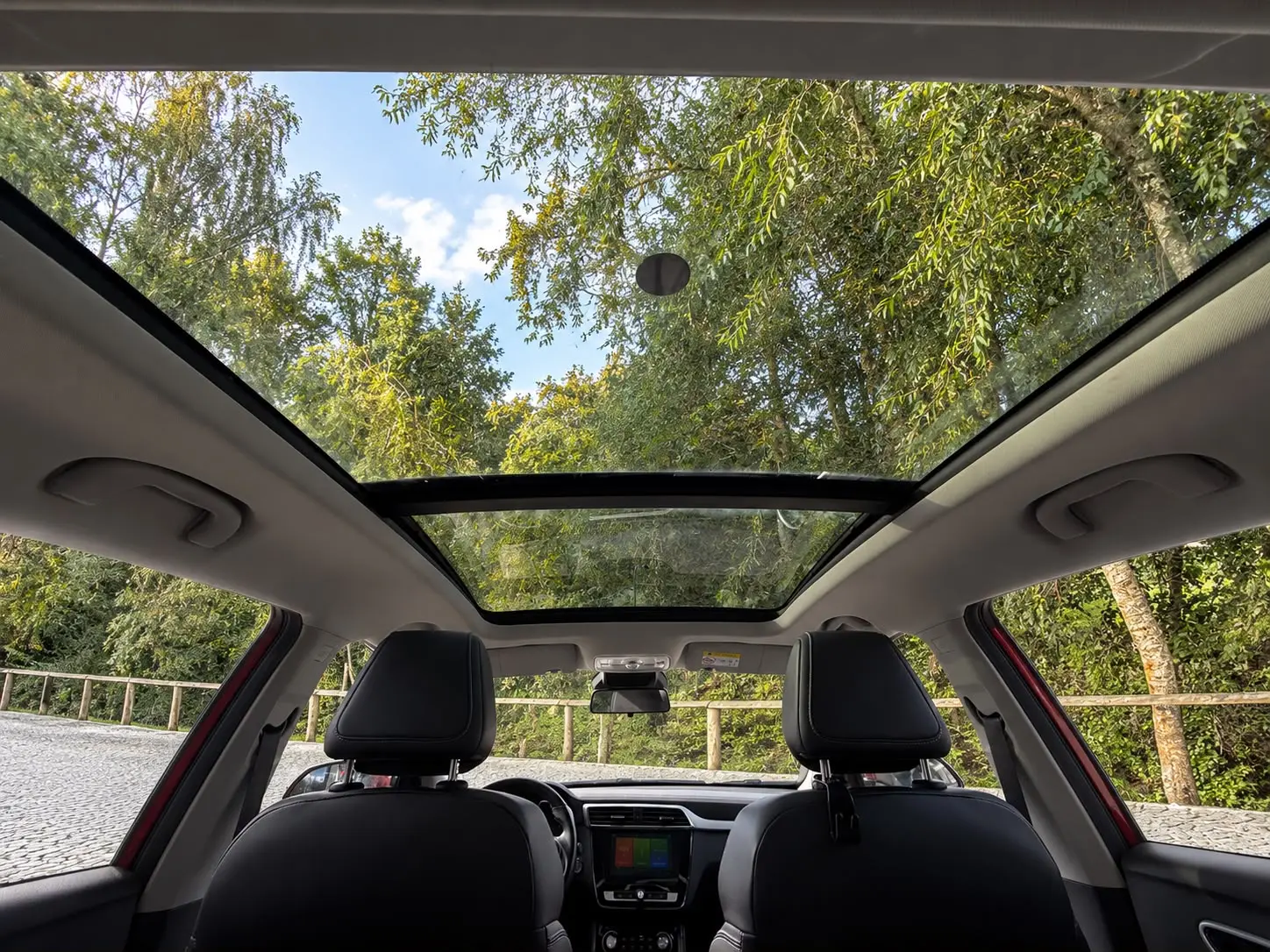 MG ZS EV 44.5 kWh Luxury 10