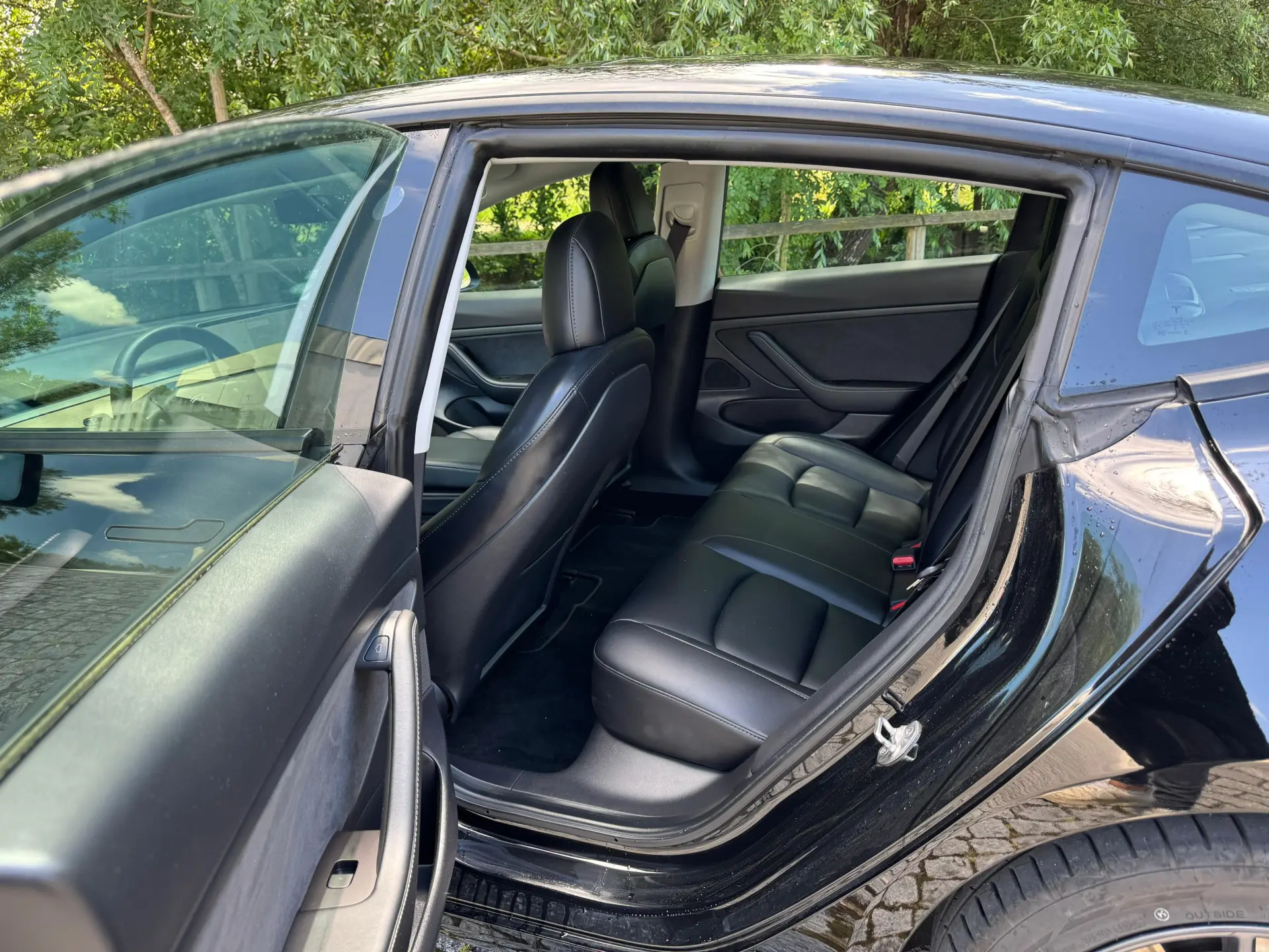 Tesla Model 3 Standard Range Plus RWD 26