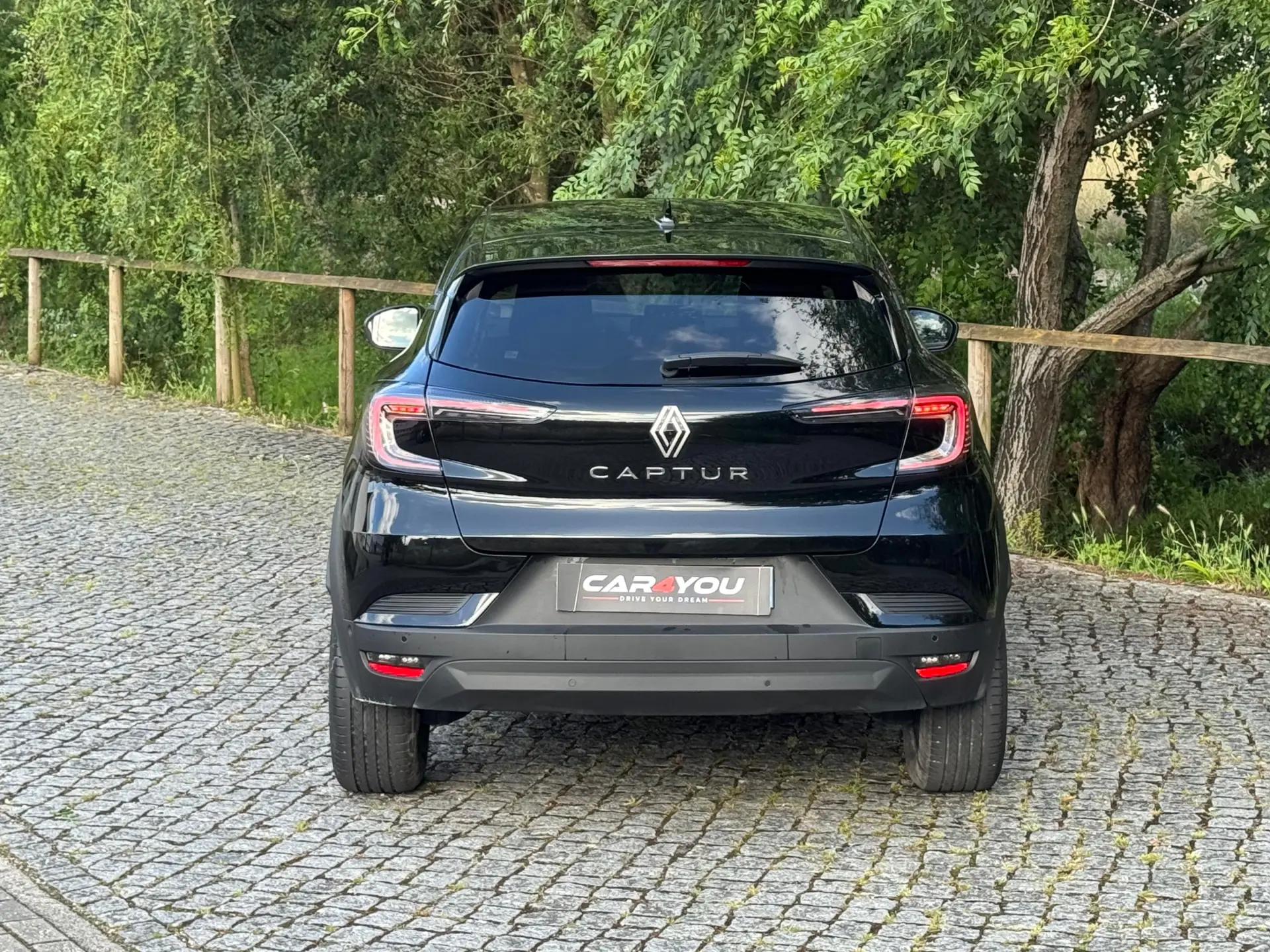 Renault Captur 1.0 TCe Techno 9