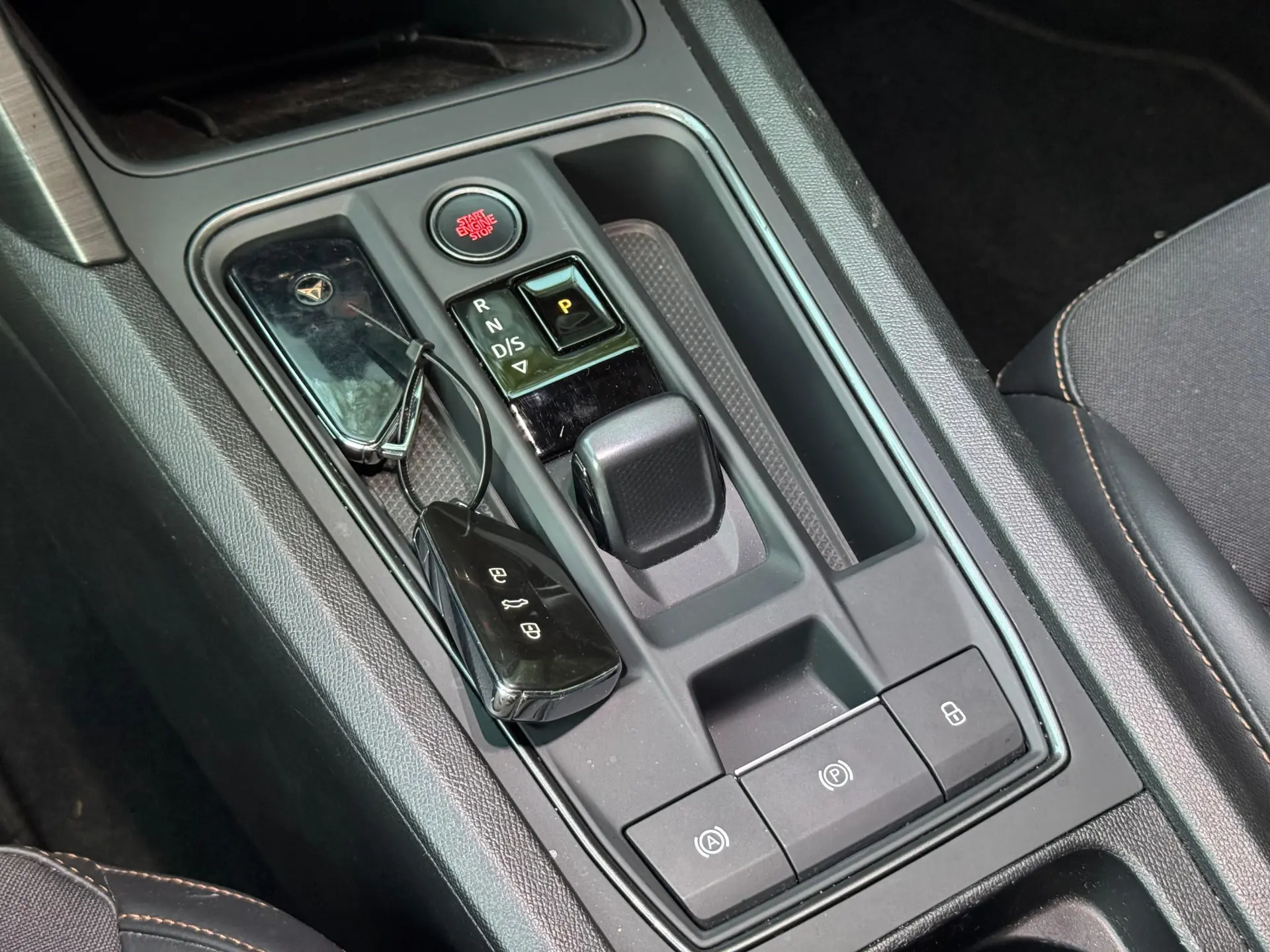 Cupra Formentor 1.4 e-Hybrid DSG VZ 17